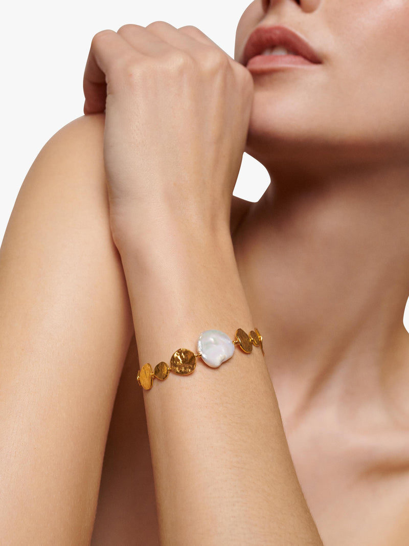 Monica Vinader Capri gold vermeil Keshi pearl disc bracelet 21.5cm - British product
