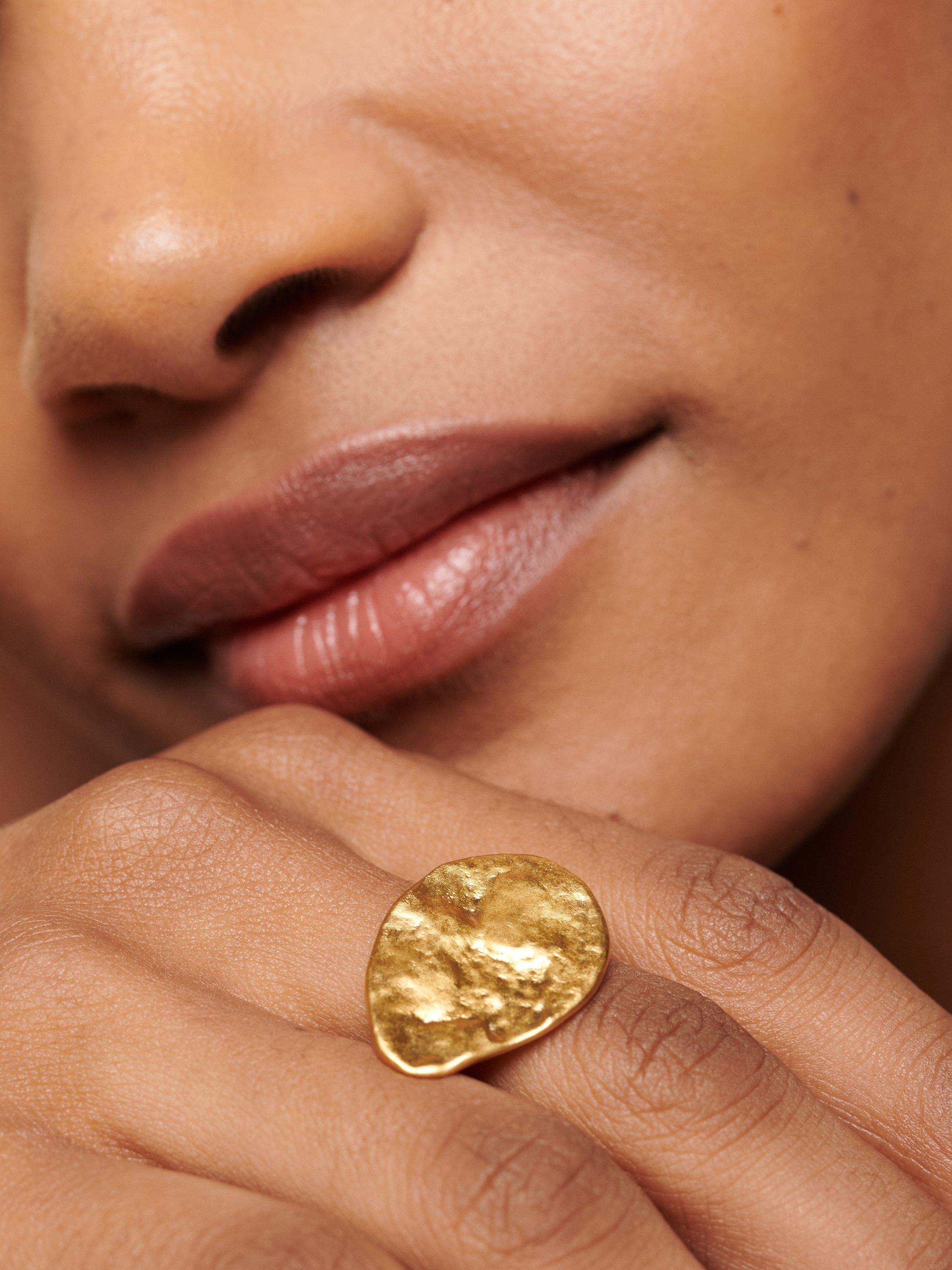 Monica Vinader Capri teardrop gold ring - British product