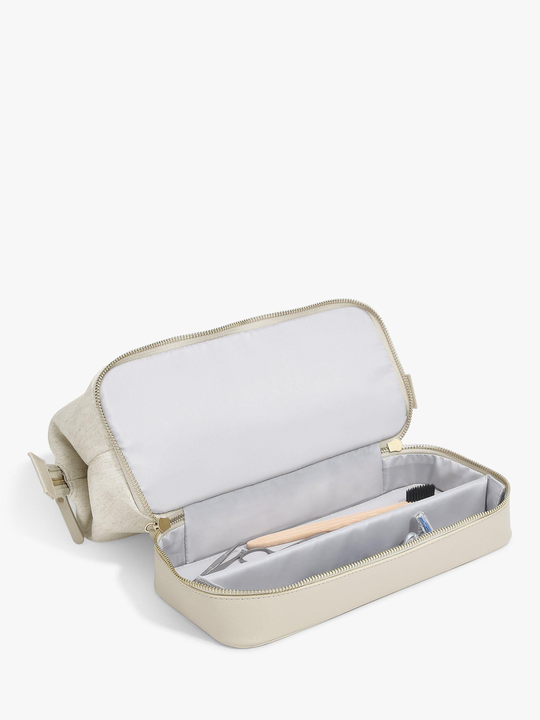 Stackers linen finish wash bag with multiple pockets and removable divider (British brand)