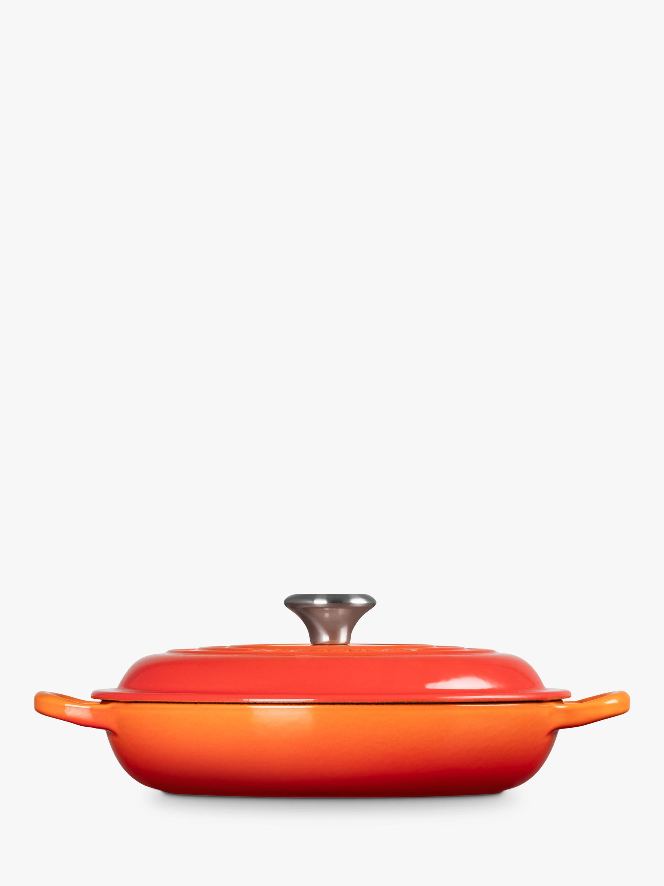 Le Creuset Cast Iron Signature Shallow Casserole 22cm, UK version