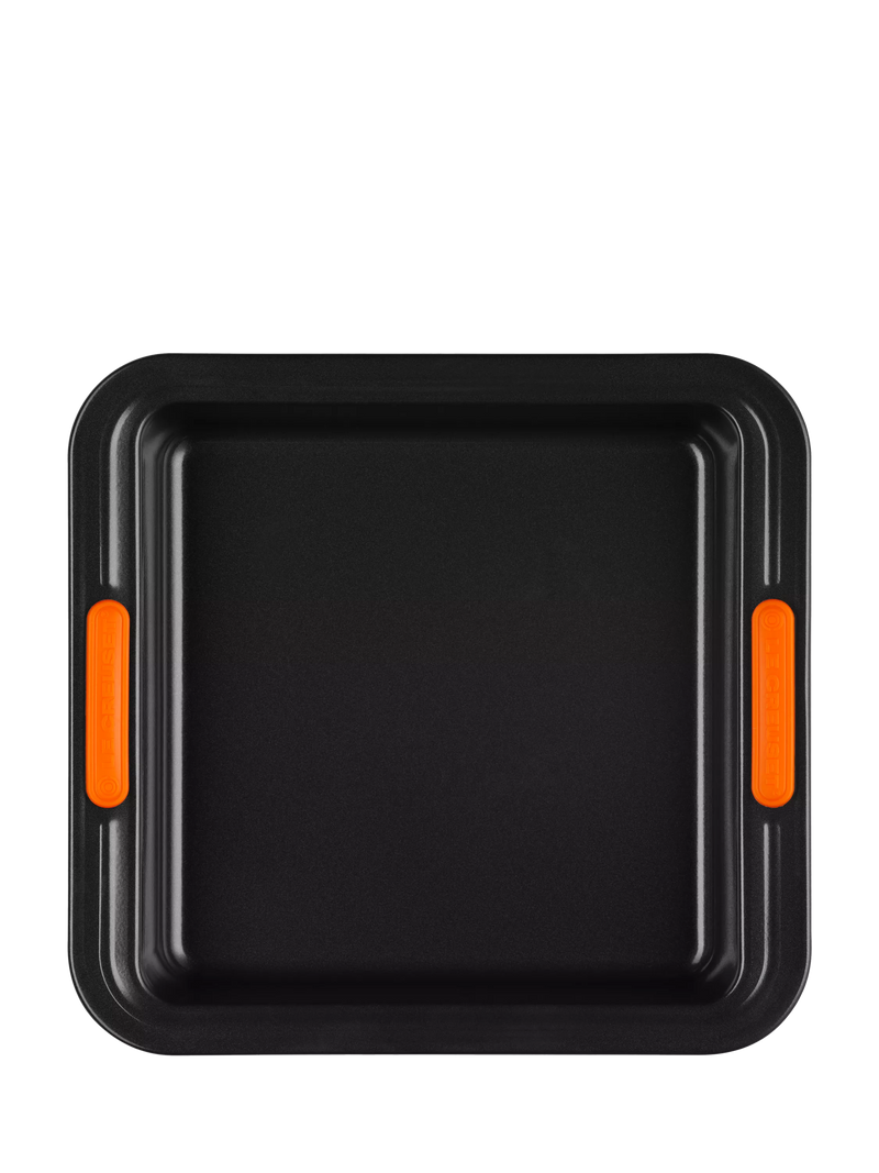 Le Creuset carbon steel toughened non-stick square cake tin 23cm, UK version