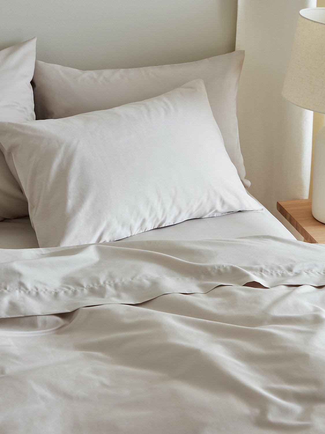 Bedfolk Luxe Cotton Fitted Sheet Standard Double - British product