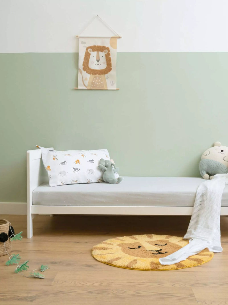 Clair de Lune adjustable cot bed white and natural - British product