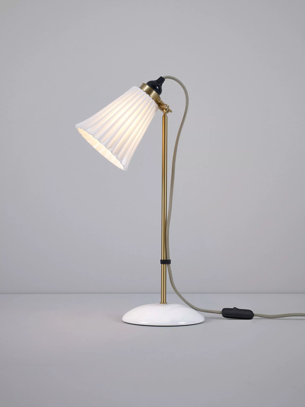 Original BTC Hector Pleat table lamp in Natural finish (British brand)