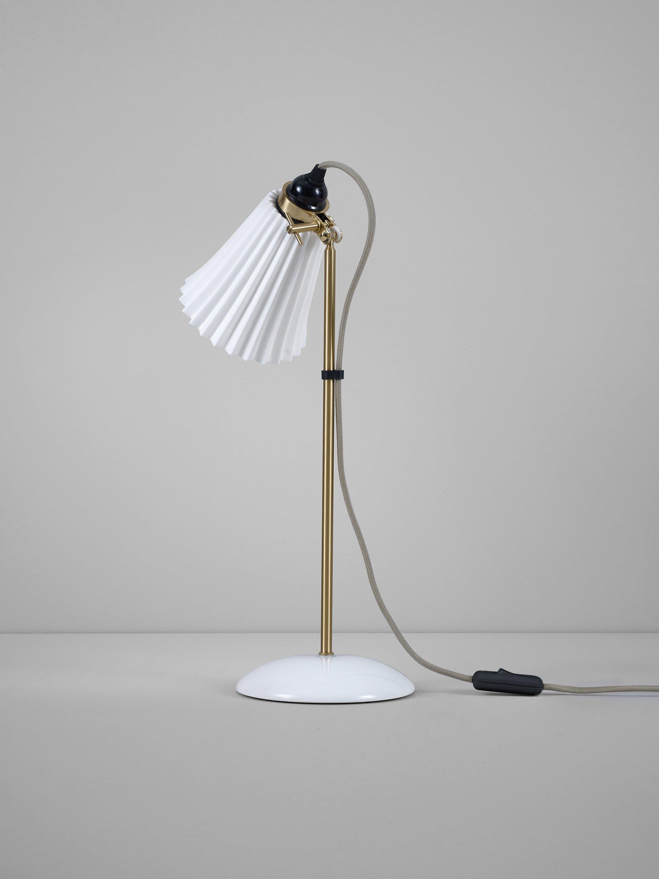 Original BTC Hector Pleat Tischlampe in Natur-Finish (britische Marke)
