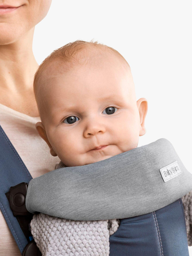 BabyBjörn Jersey bib for baby carriers (British brand)