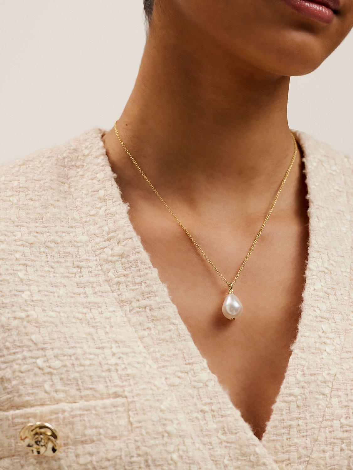 Ted Baker faux pearl pendant necklace gold, imported from the UK