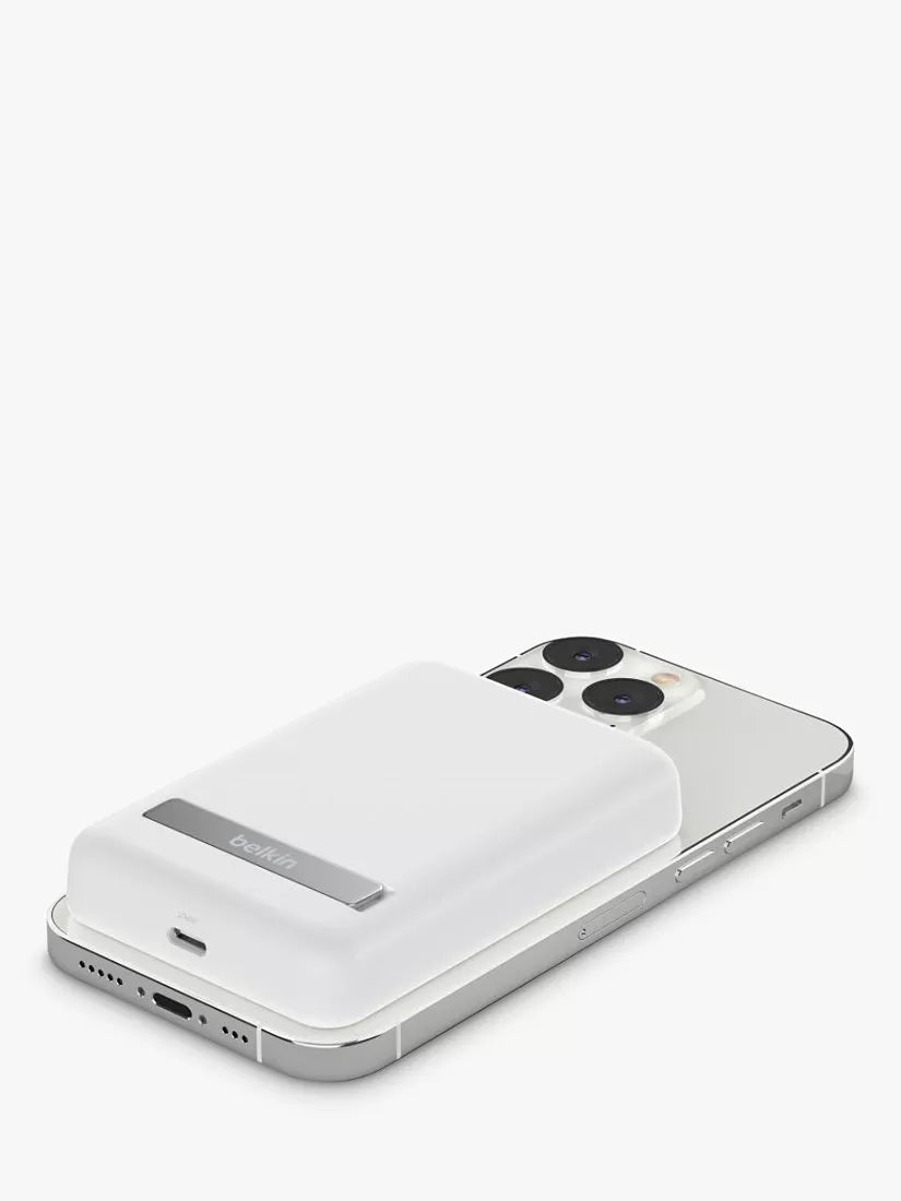 Belkin BoostCharge 5K magnetic wireless power bank with stand, UK version