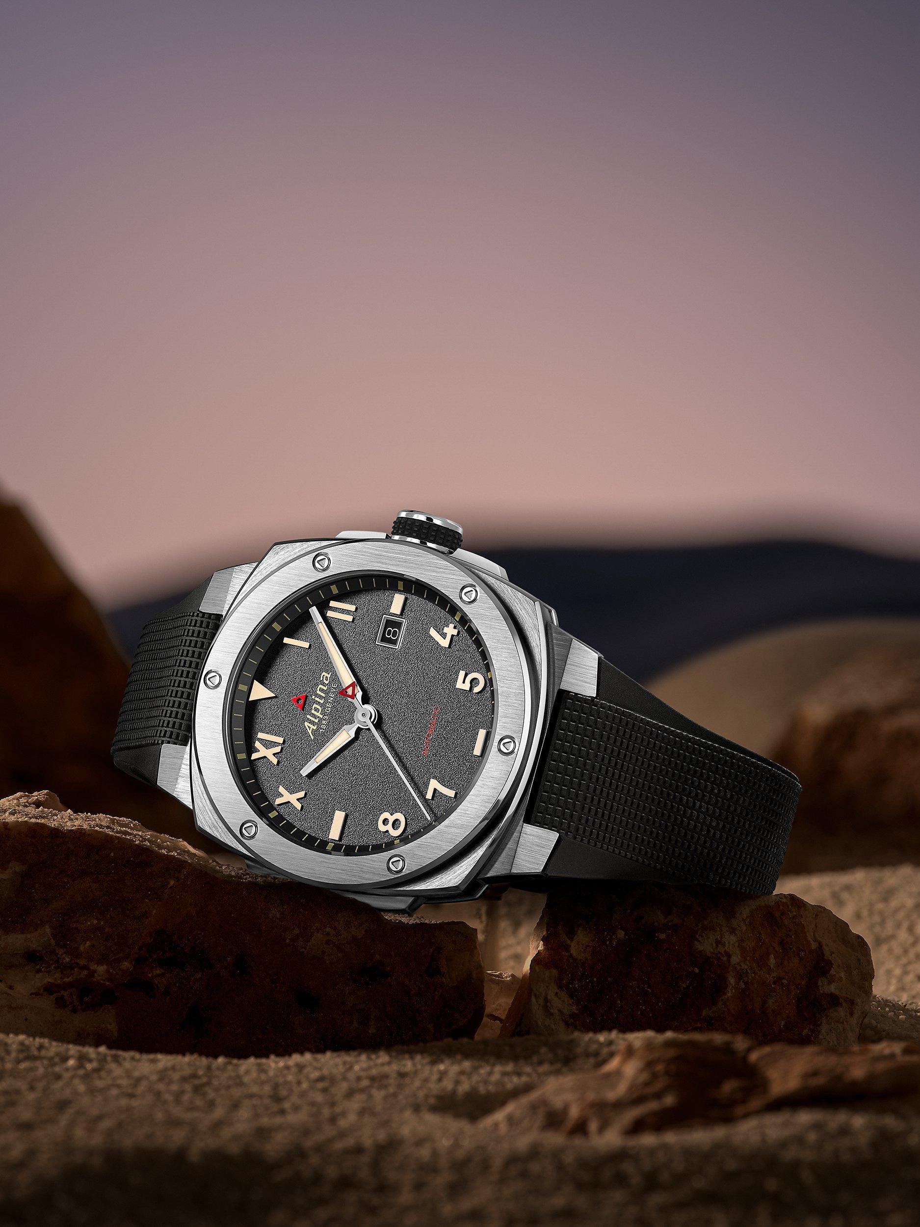 Alpina Alpiner Extreme automatic watch black dial 41mm, UK version
