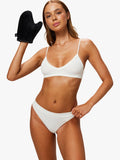 Bali Body Luxe tanning mitt (British brand)