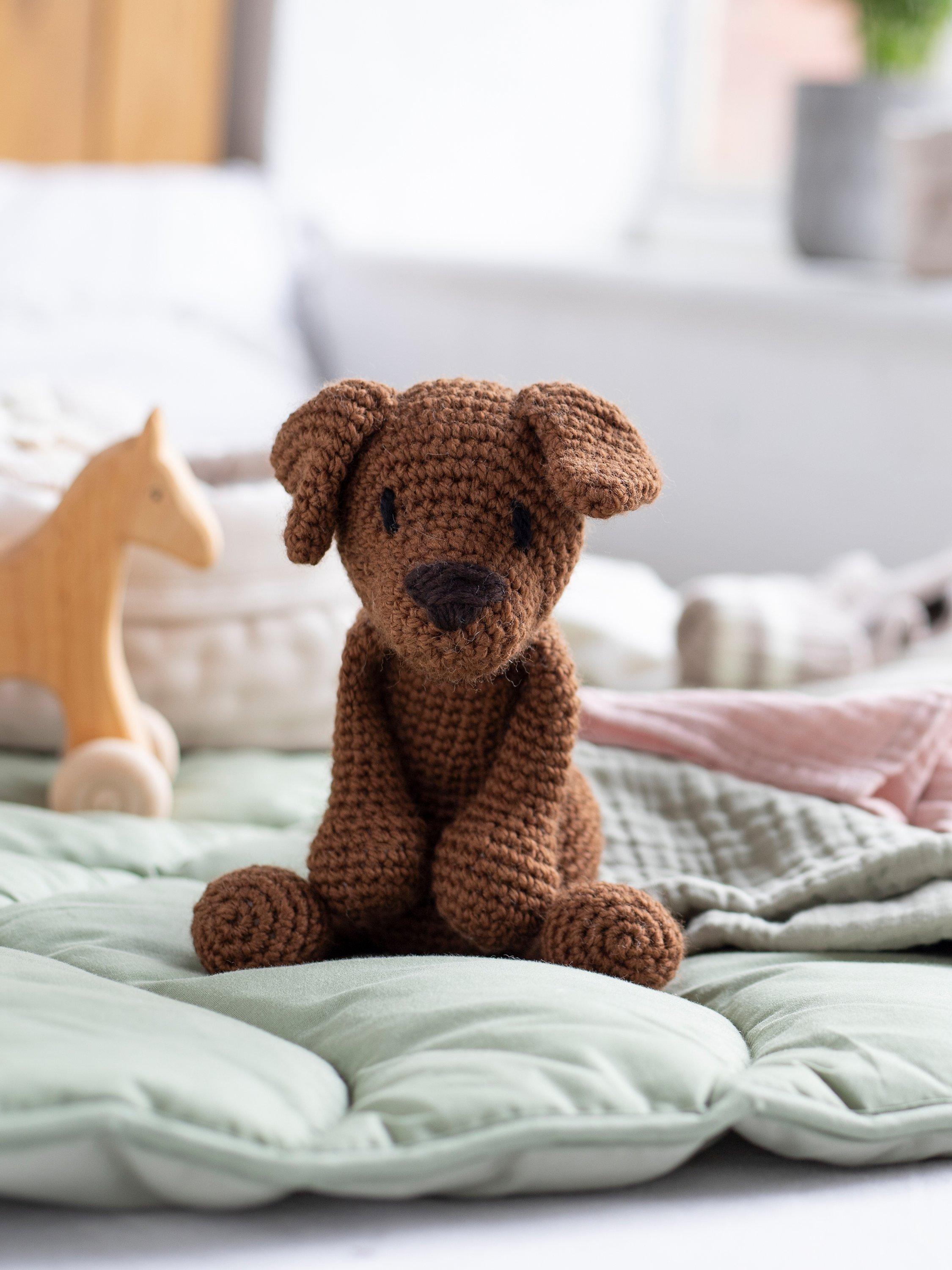 TOFT Milo Dog crochet kit with wool and hook - British product