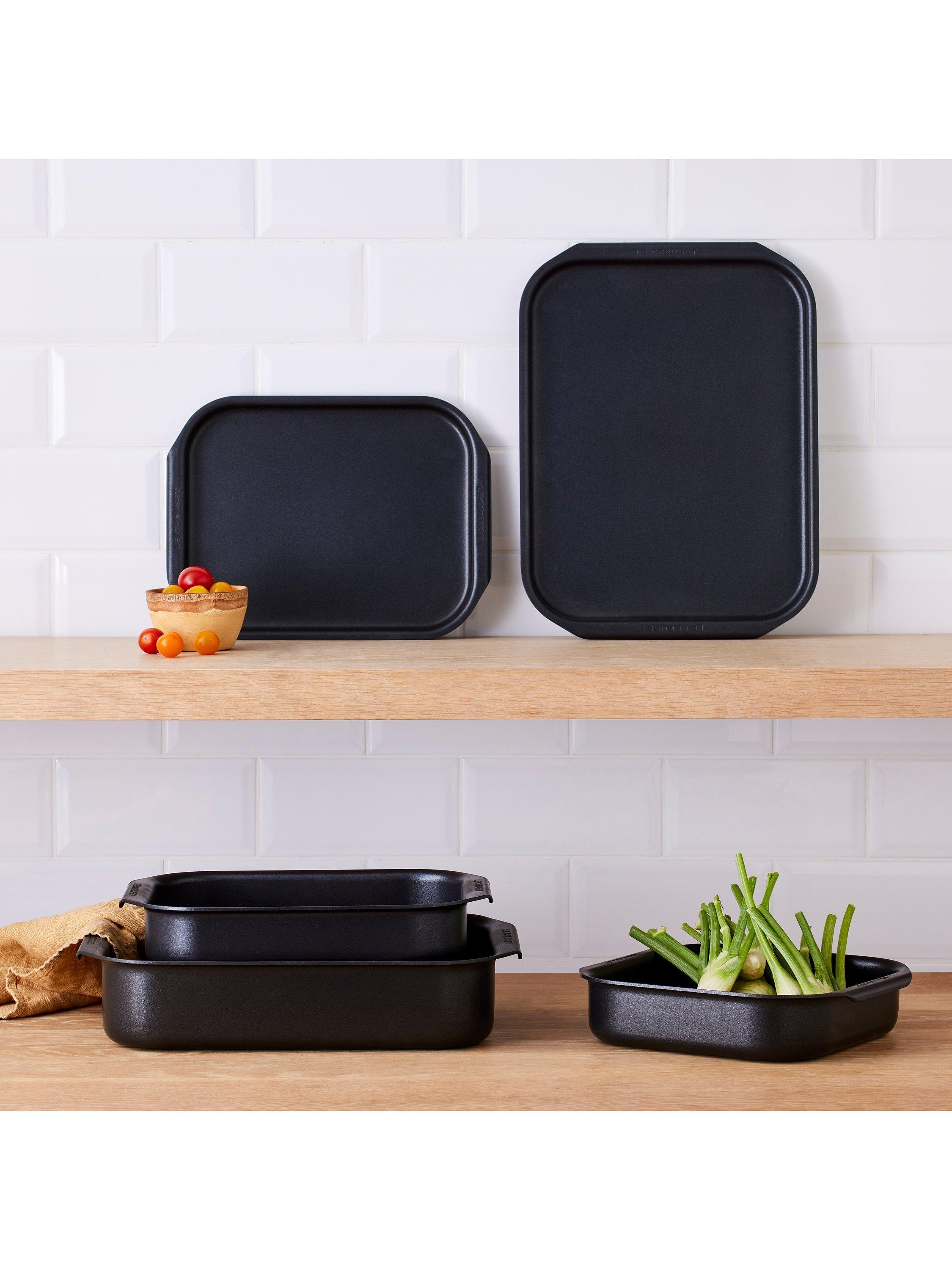 Le Creuset hard anodised non-stick oven tray 28cm, UK version
