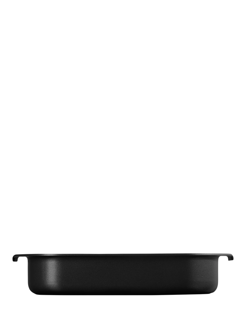 Le Creuset hard anodised aluminium non-stick roasting tin 27cm, UK version