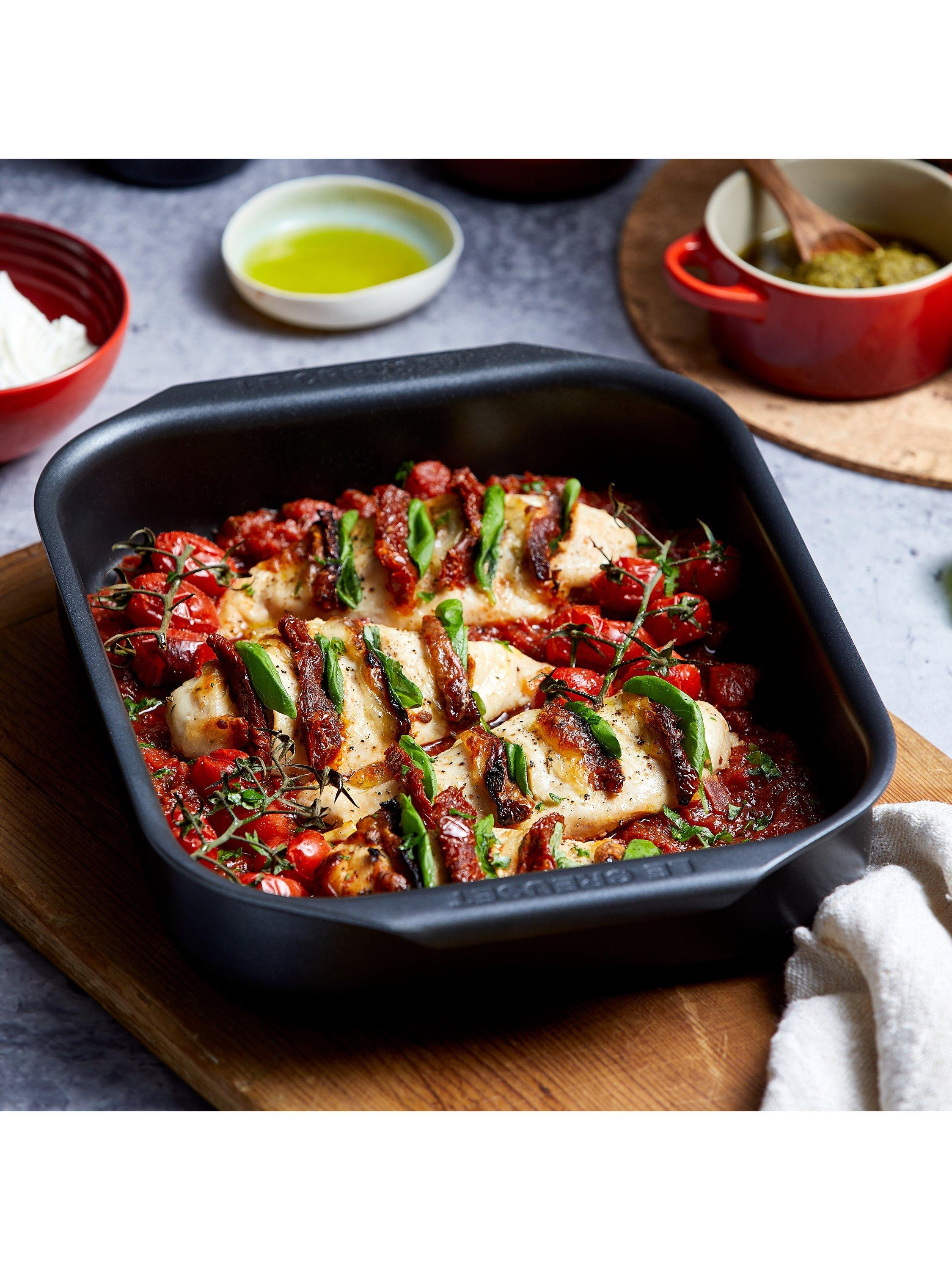 Le Creuset hard anodised aluminium non-stick roasting tin 27cm, UK version