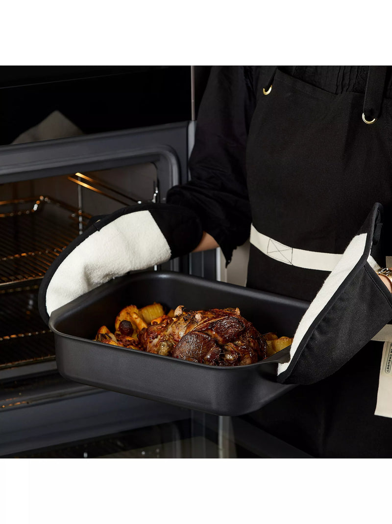 Le Creuset hard anodised aluminium non-stick roasting tin 27cm, UK version