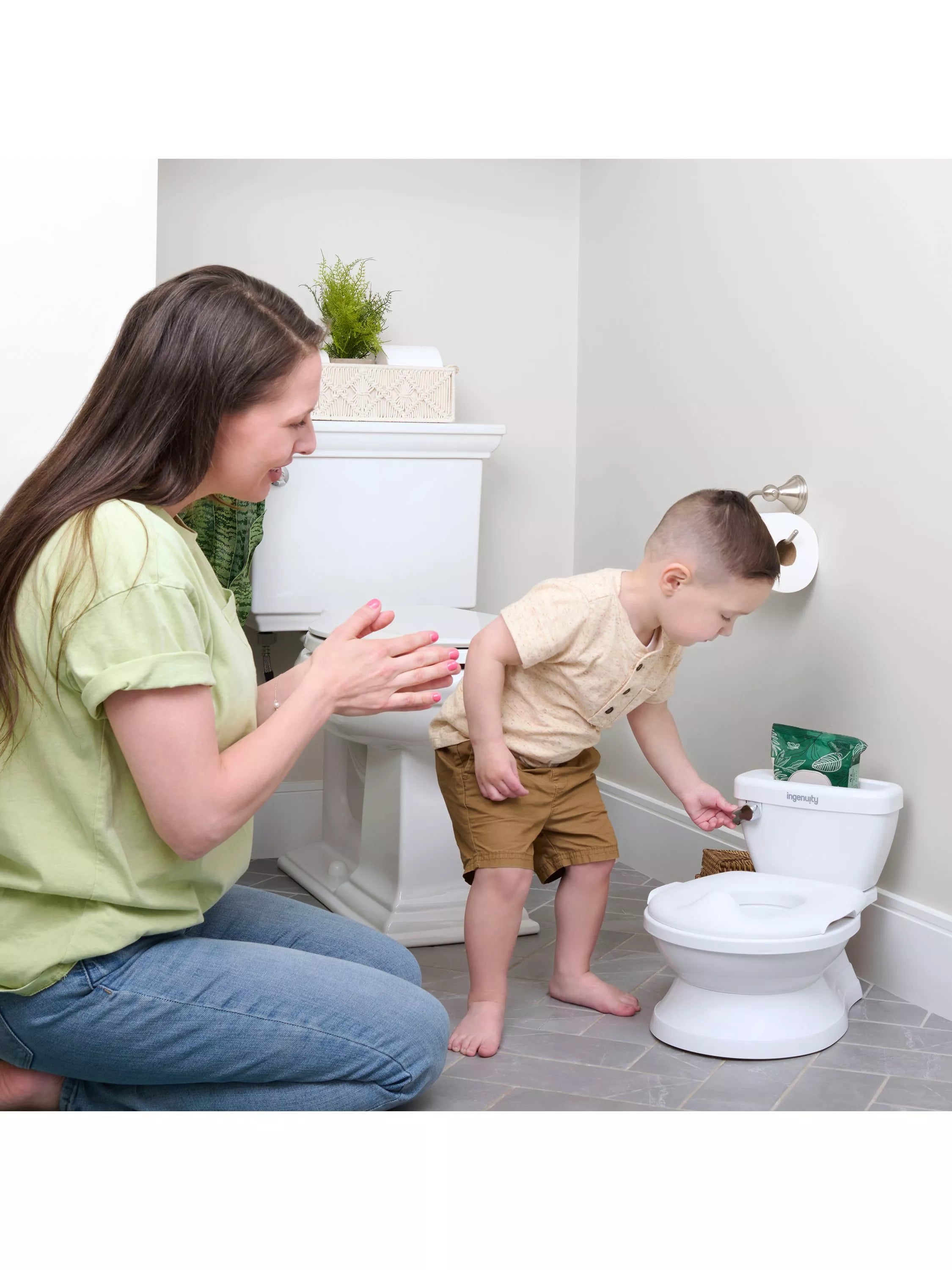 Ingenuity potty training floor toilet with flushing sound and removable seat, UK version