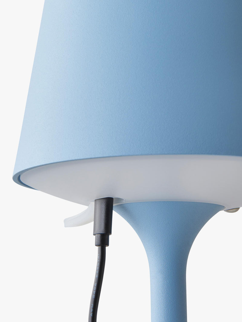 John Lewis Baresi Tischleuchte für den Außenbereich, 30cm hoch, importiert aus dem Vereinigten Königreich