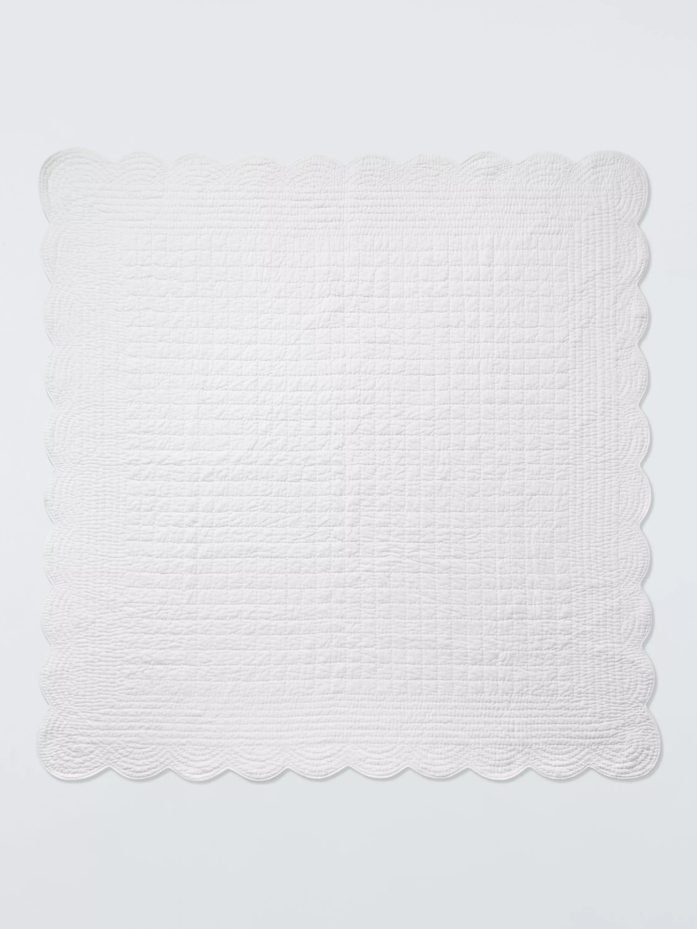John Lewis scallop cotton quilt white king size, UK version