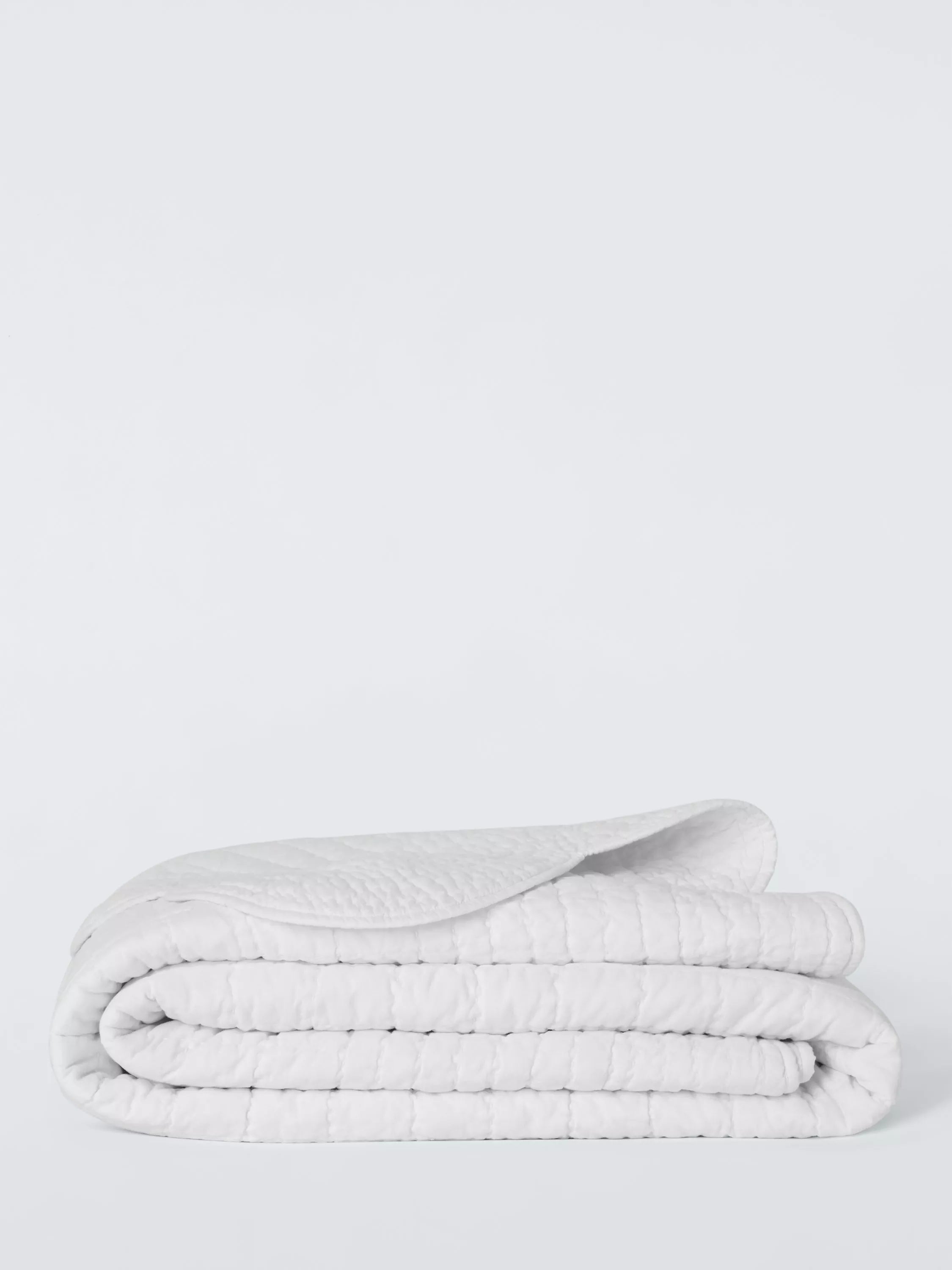 John Lewis scallop cotton quilt white king size, UK version