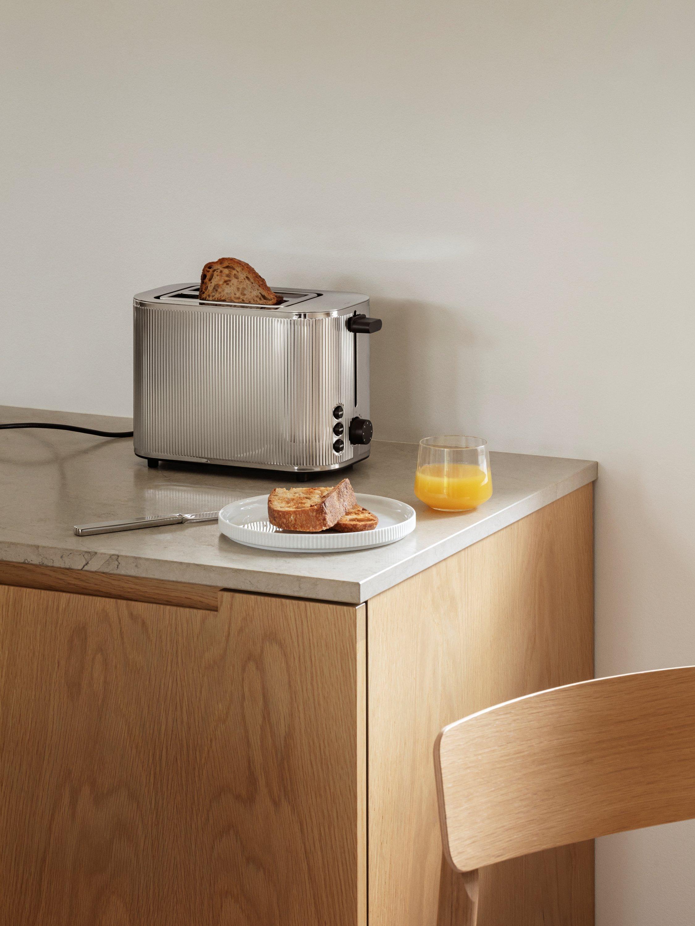 Georg Jensen Bernadotte 2 Slice Silver Toaster, UK version