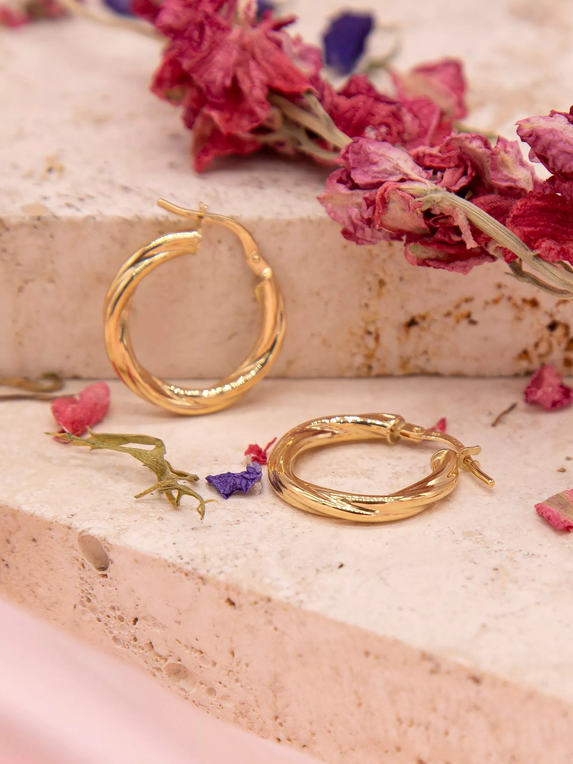 IBB yellow gold hoop earrings hollow twisted tube 18ct, imported from the UK