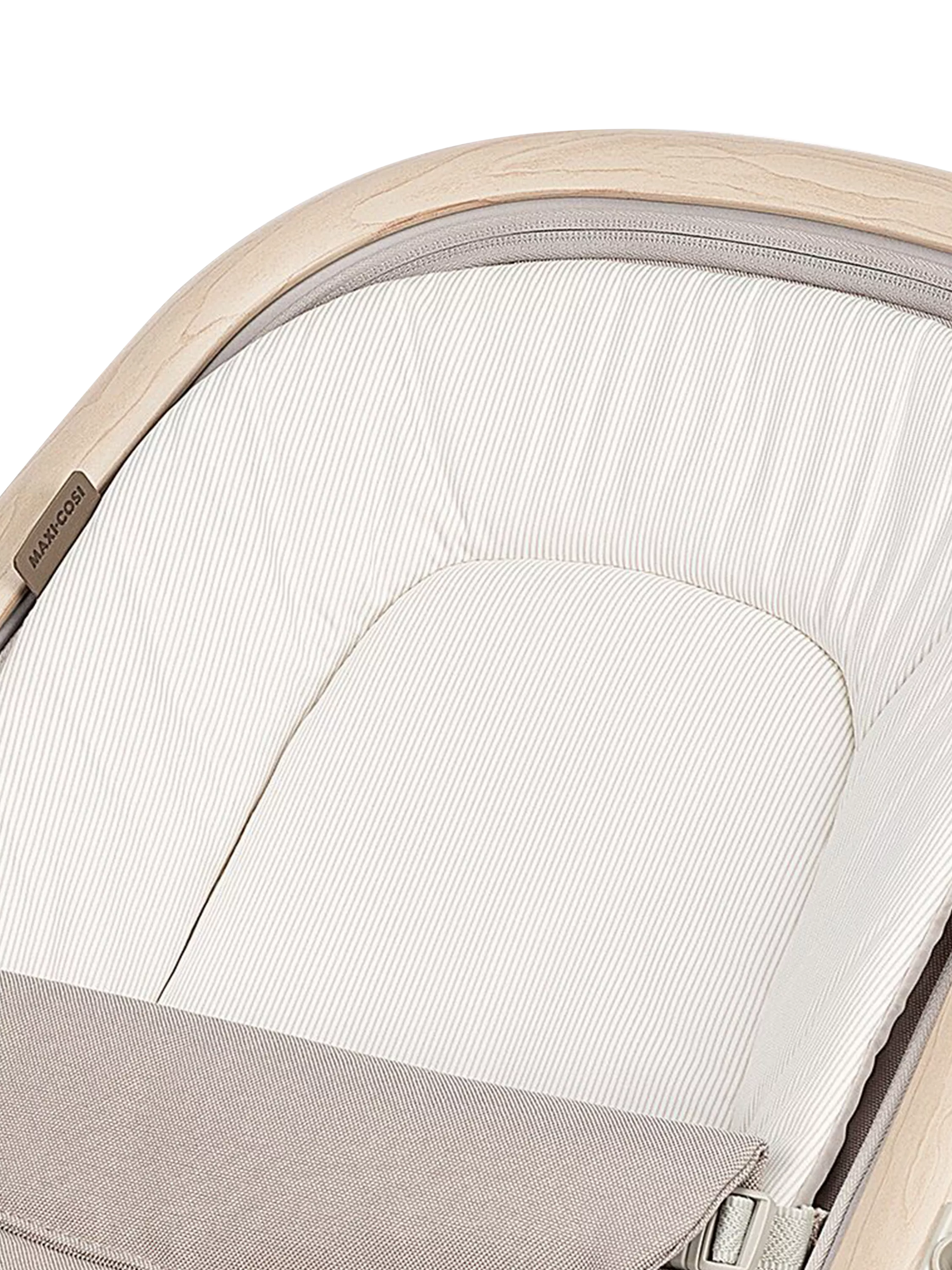 Maxi-Cosi Kori baby rocker with toy arch, UK version