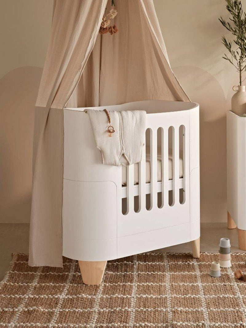 Gaia Baby Serena Mini Cot wooden design, UK version