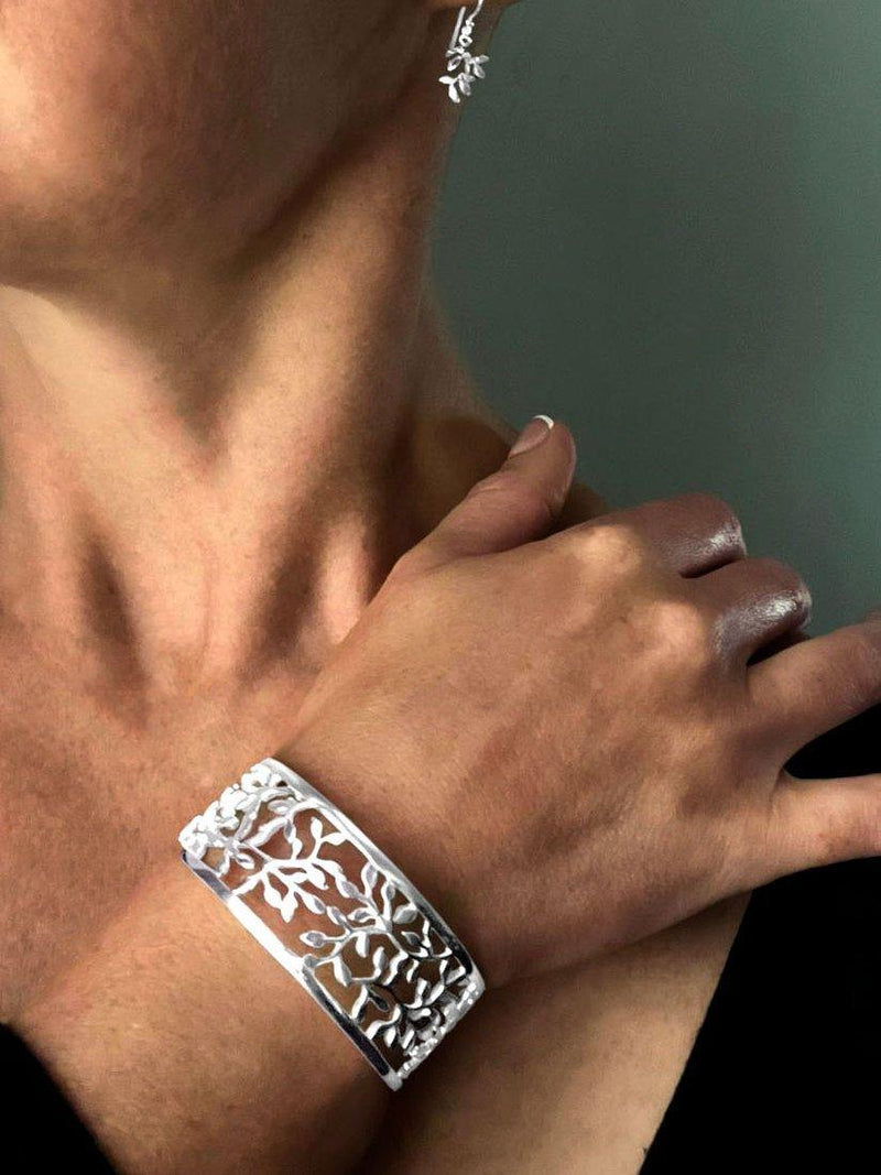 Nina B sterling silver cut out leaves cuff bangle (British brand)