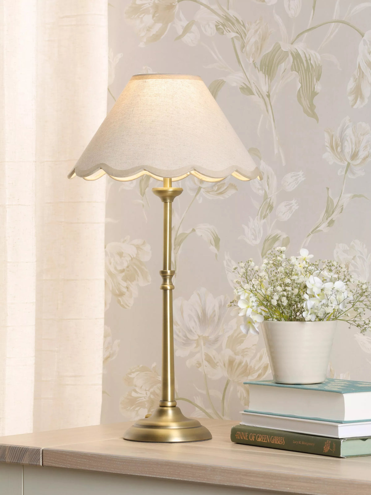 Laura Ashley Cordwell Muschel-Tischlampe (Britische Marke)
