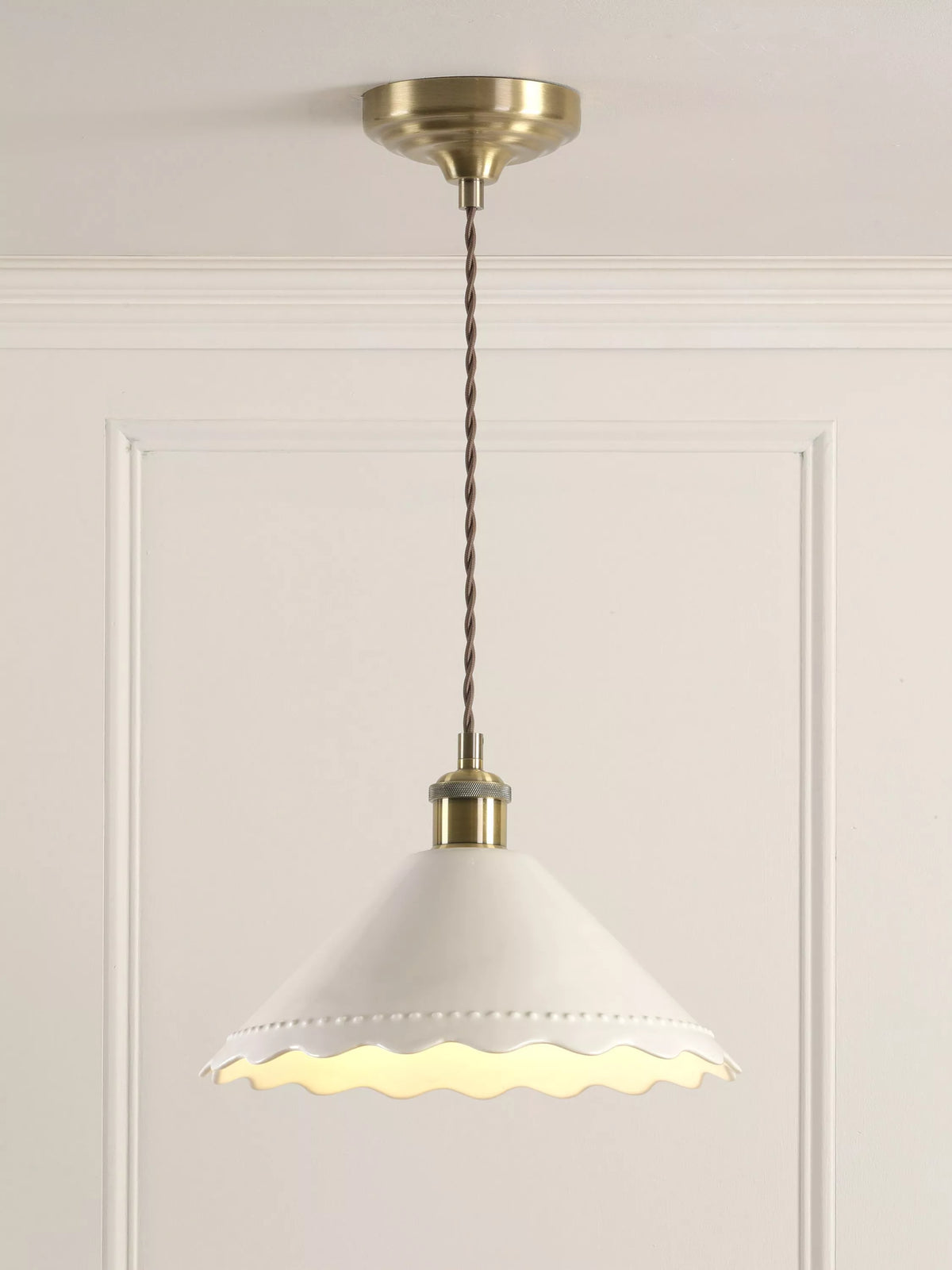 Laura Ashley pendant ceiling light white scalloped ceramic shade 29cm - British product