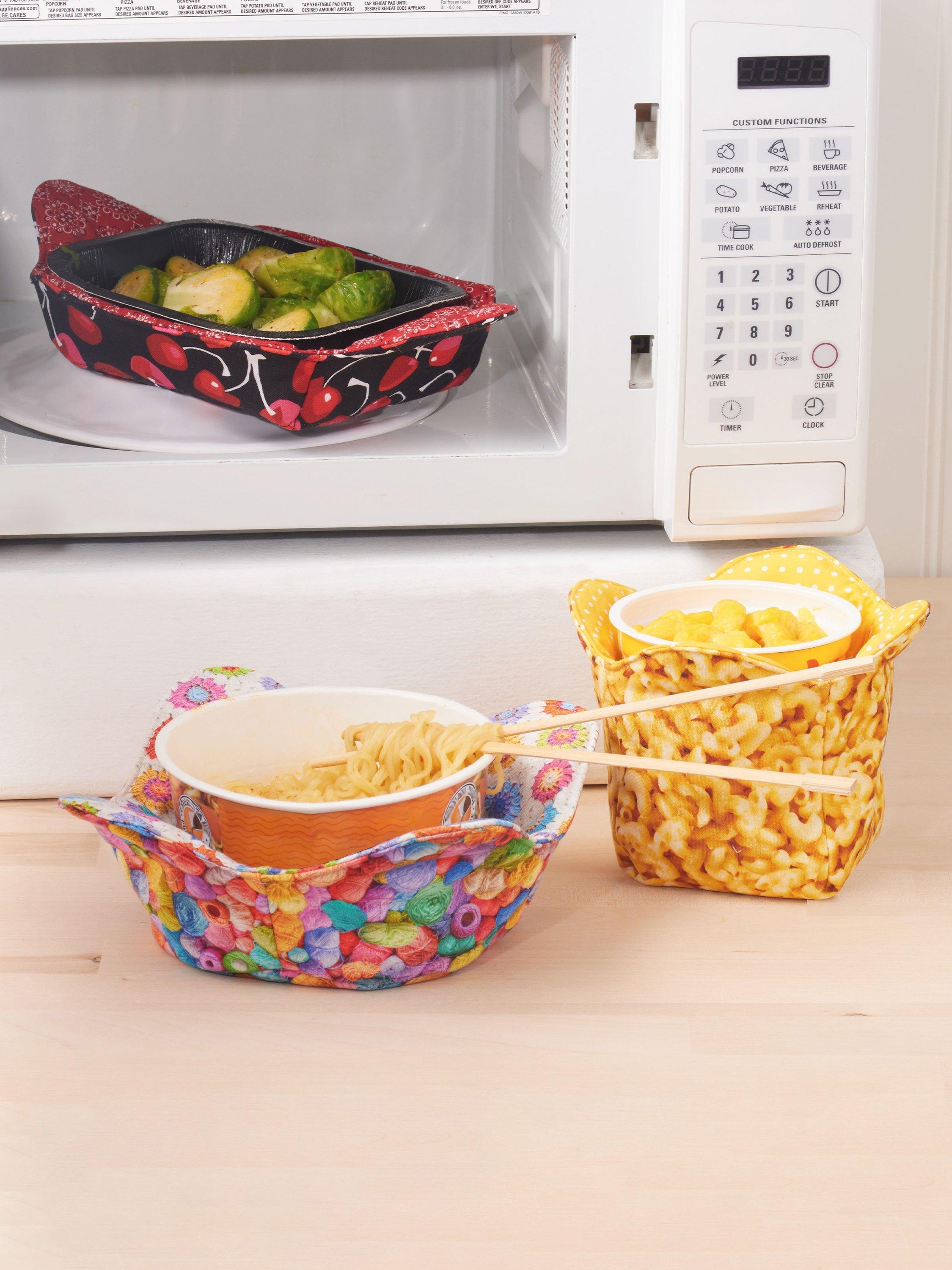 Simplicity microwave cozy sewing pattern SS3025OS, imported from the UK