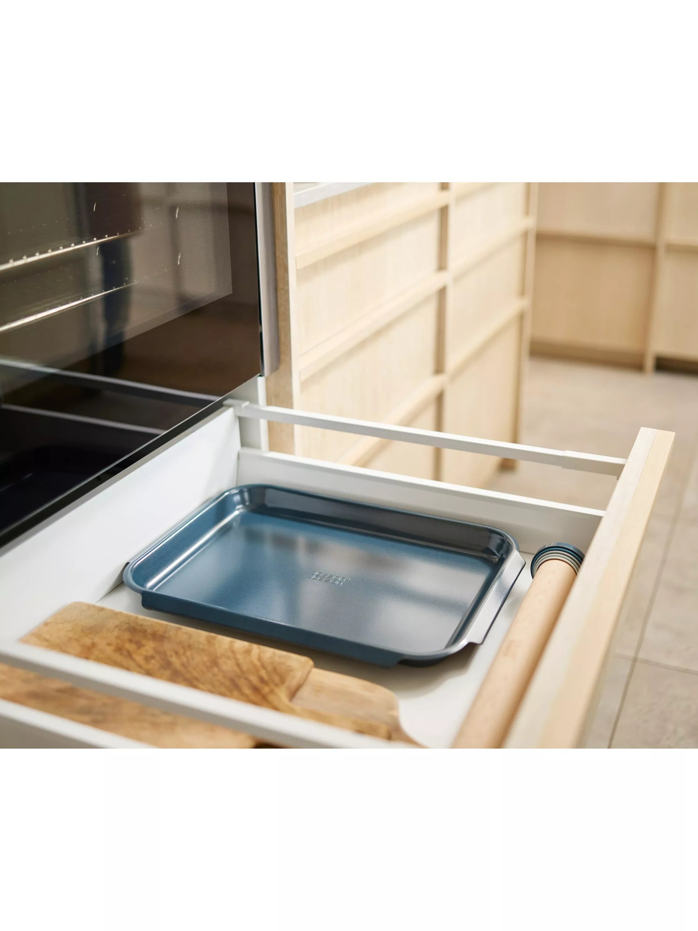 Joseph Joseph Nest Bake Non-Stick Baking Tray 41cm, UK version