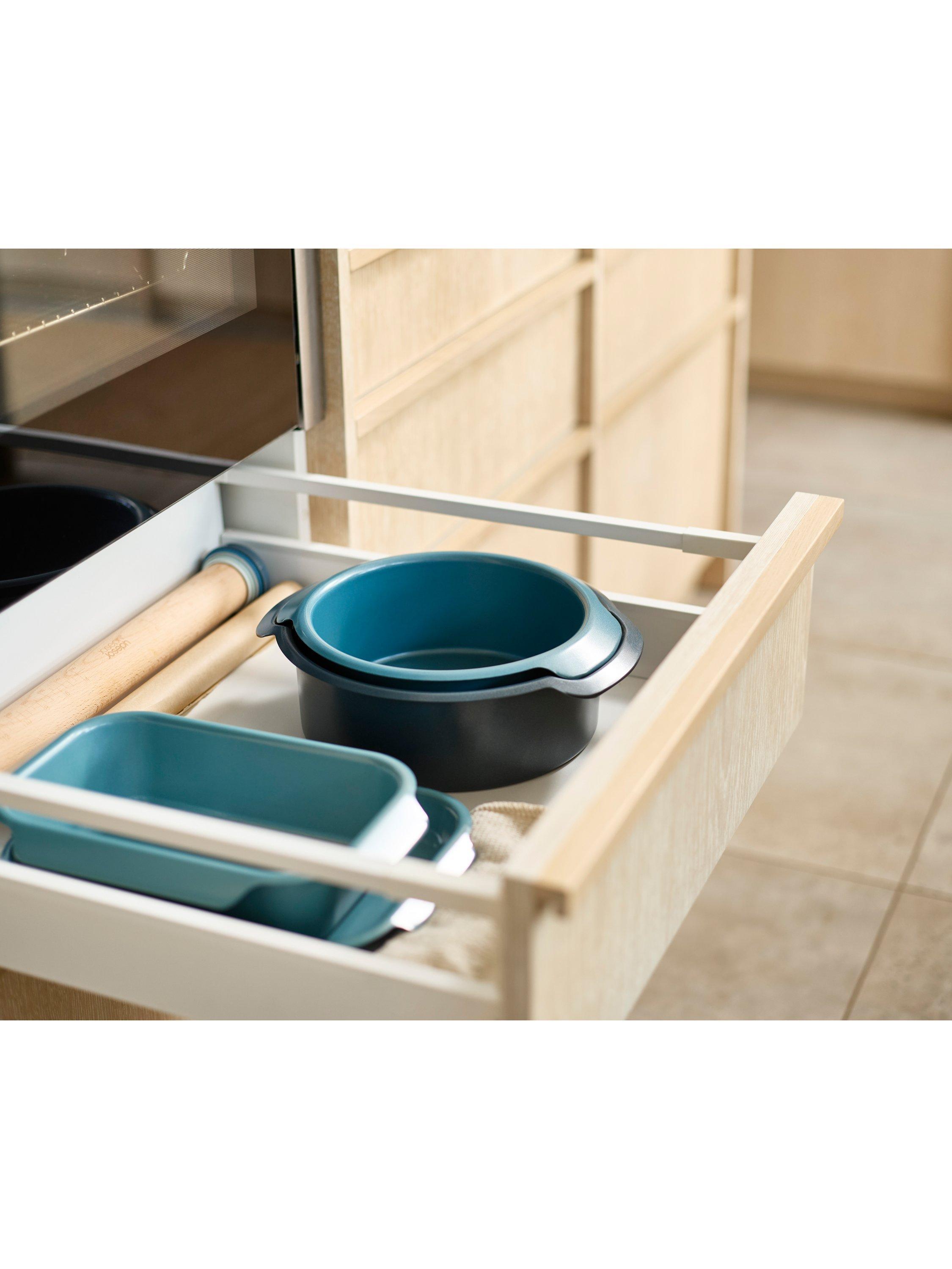 Joseph Joseph Nest Bake cake tin 23cm, UK version