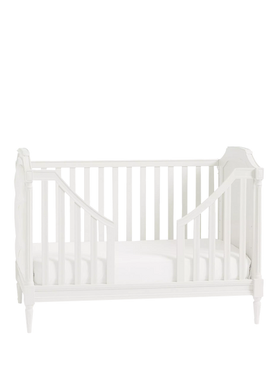 حاجز سرير للأطفال من Pottery Barn Kids Blythe، أبيض فرنسي