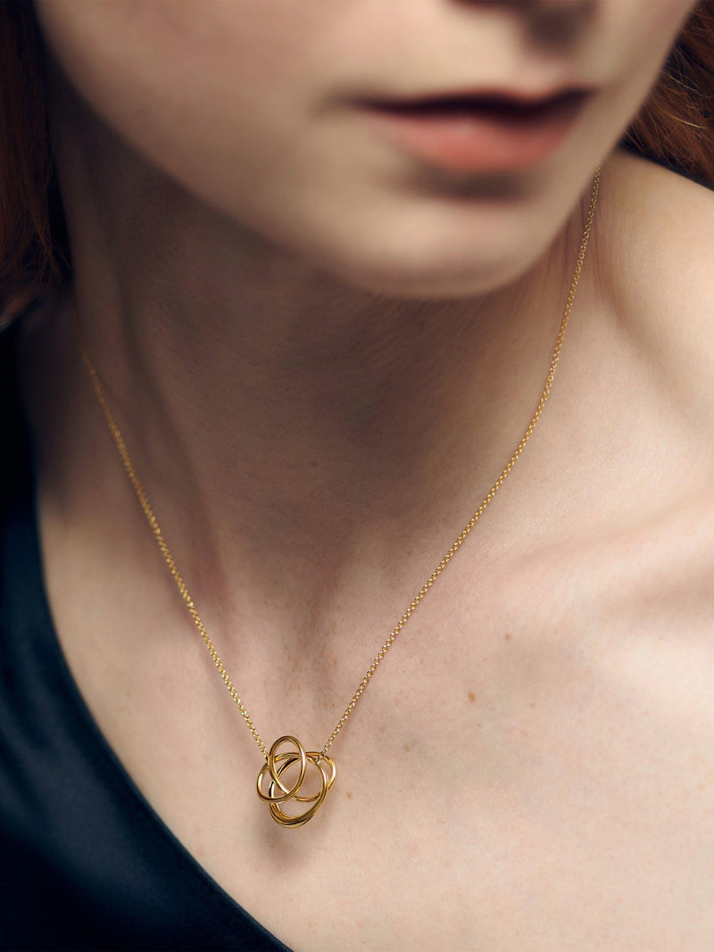 Monica Vinader Nura wrap pendant necklace gold - British product