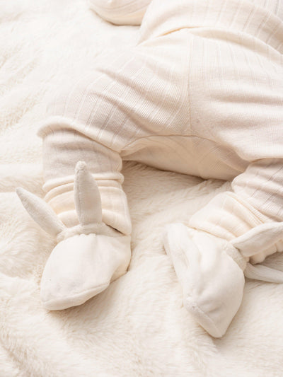 John Lewis Angel & Rocket Baby Elli Velours-Schnuffeltuch-Set Ecru Baby-Geschenkset – Online bei McGrocer kaufen