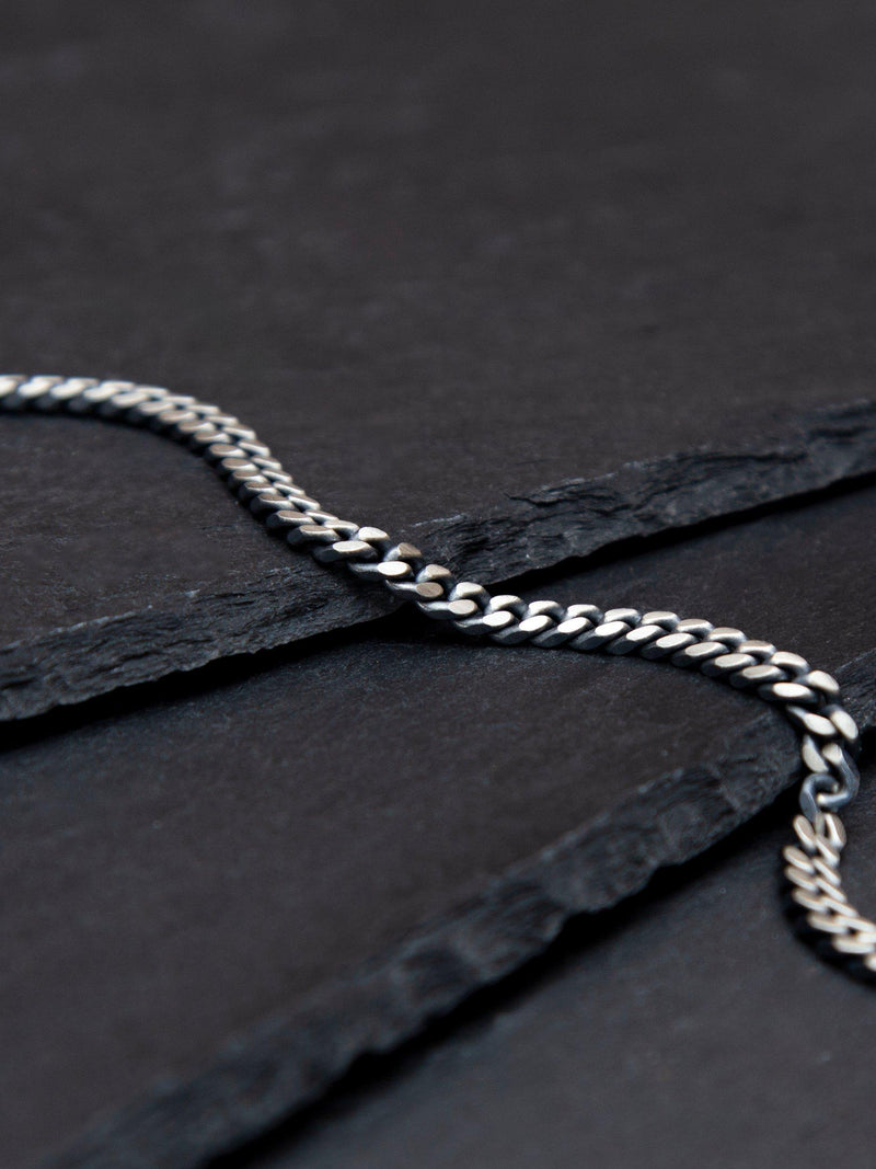 Hoxton London oxidised brushed curb bracelet silver 20cm, UK version