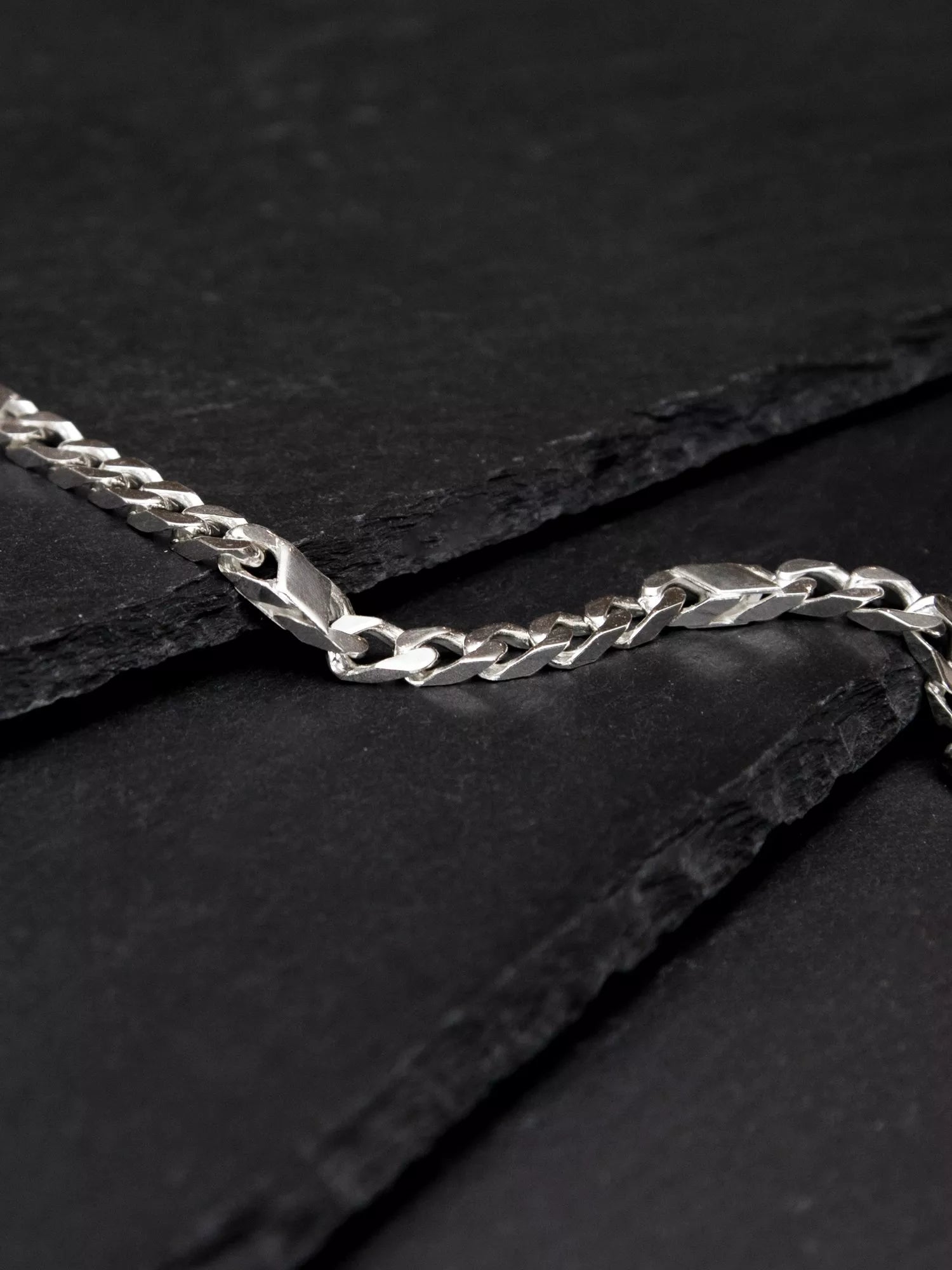 Hoxton London men's sterling silver bar and curb bracelet 21.5cm, imported from the UK