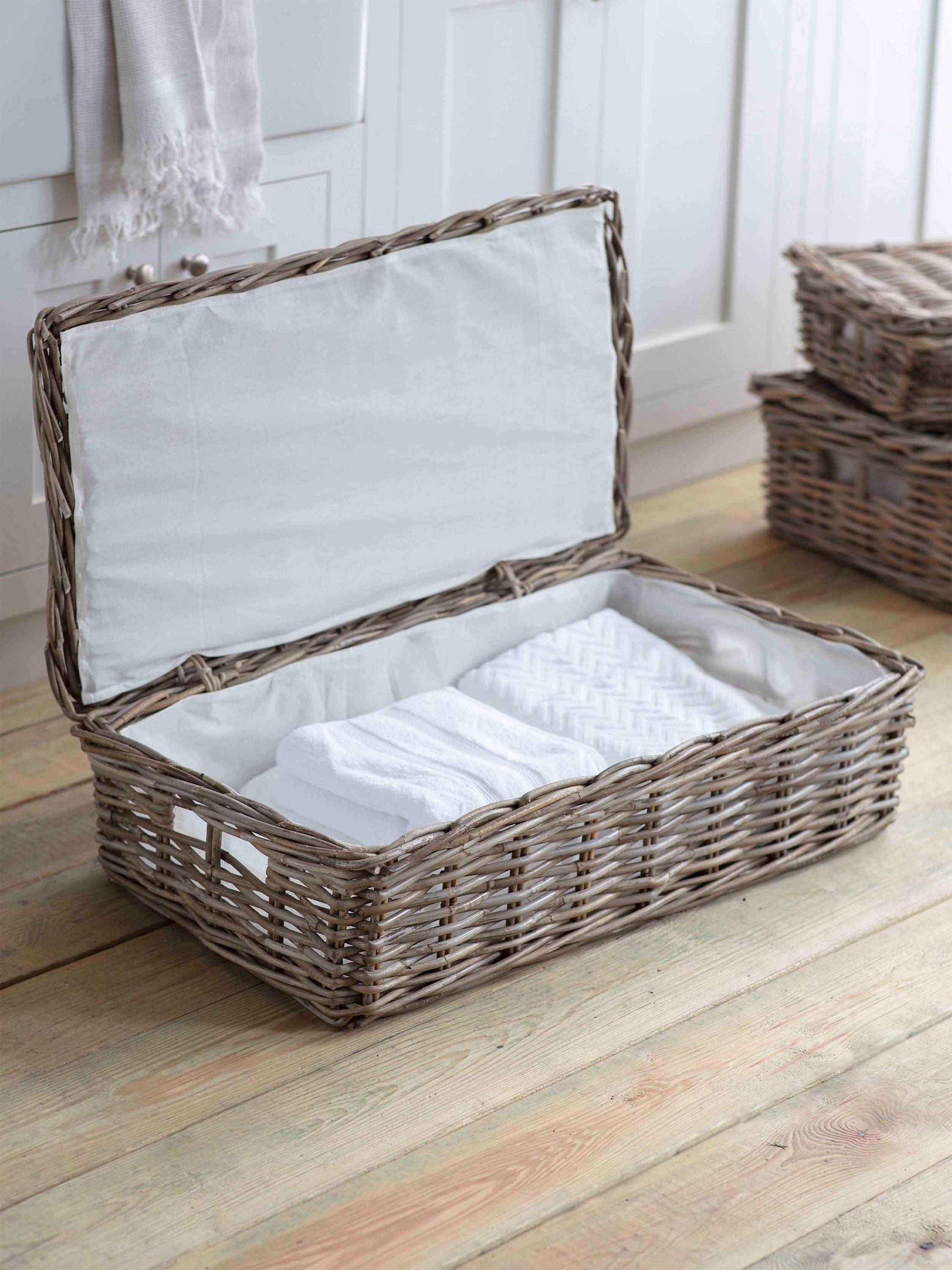 Garden Trading Bembridge natural rattan lidded basket - British product