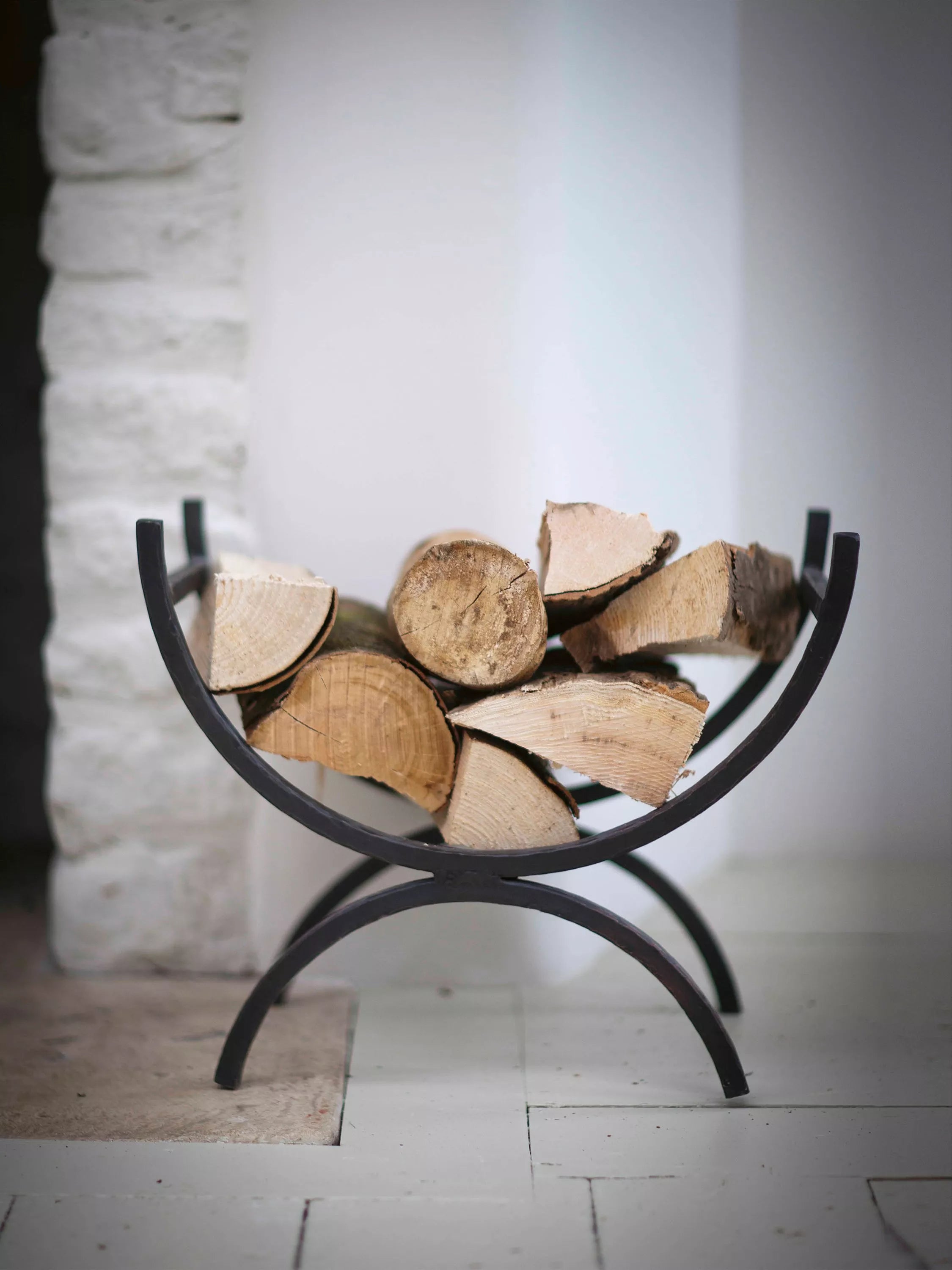 Garden Trading Classic Log Holder small wrought iron - British product