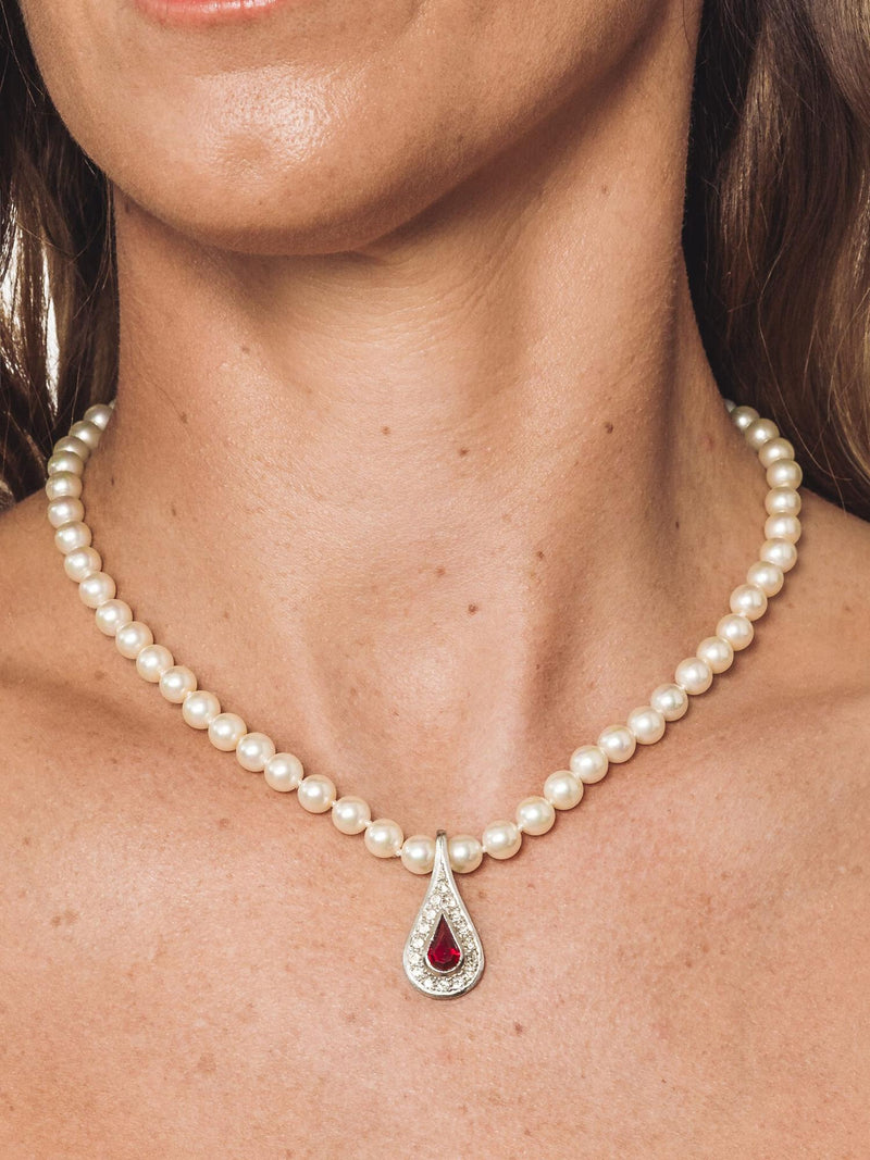 Eclectica pre-loved faux pearl necklace silver red 46cm - British product