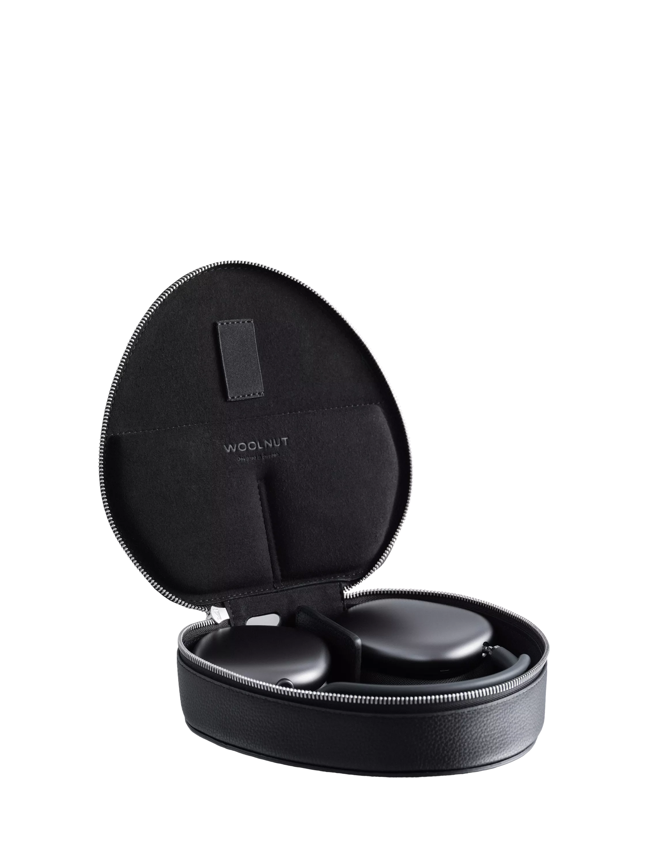 WOOLNUT leather case for AirPods Max in Black, UK version
