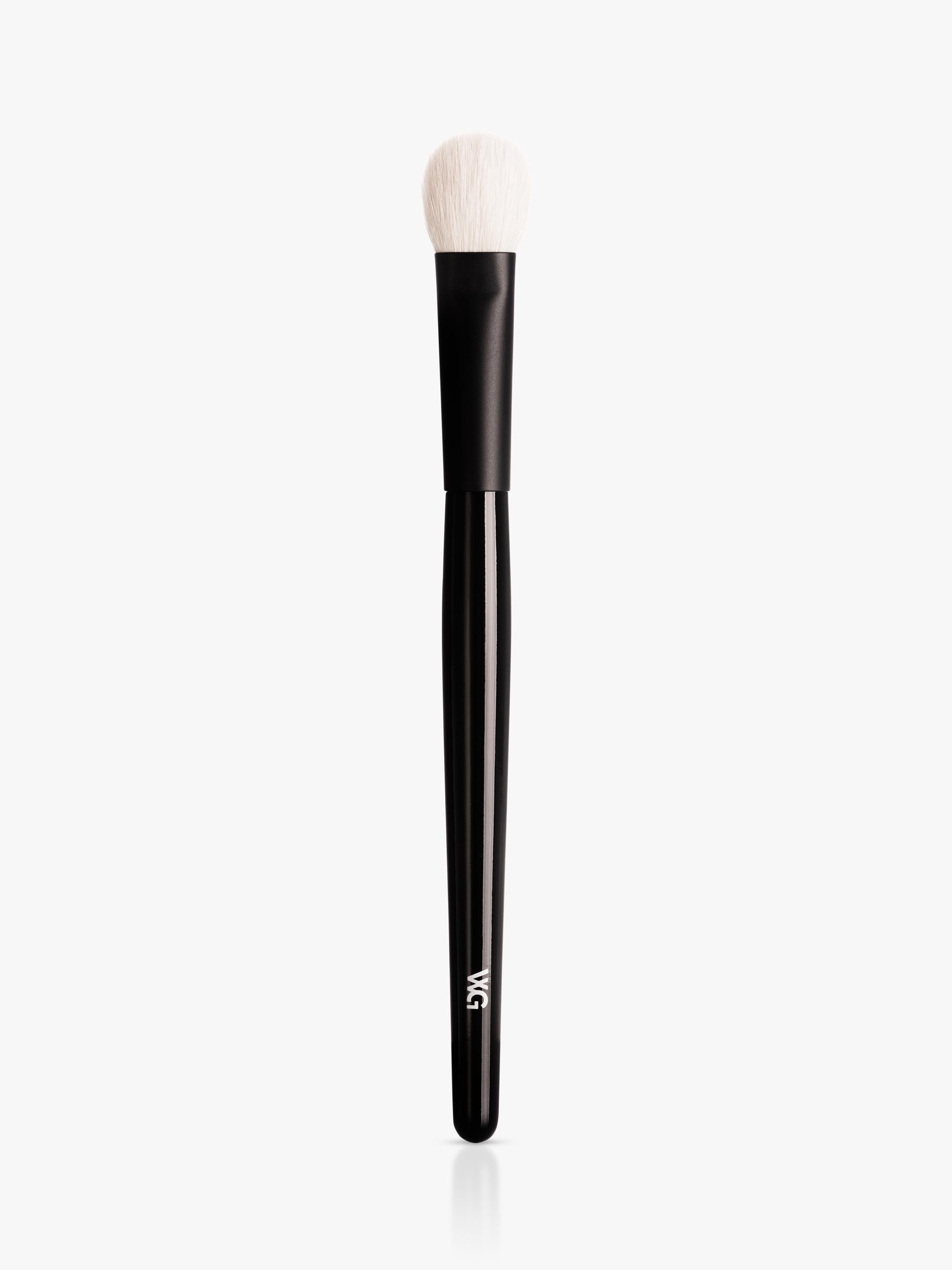 Large Natural Saikoho Goat Hair Makeup Brush for Blending and Powder