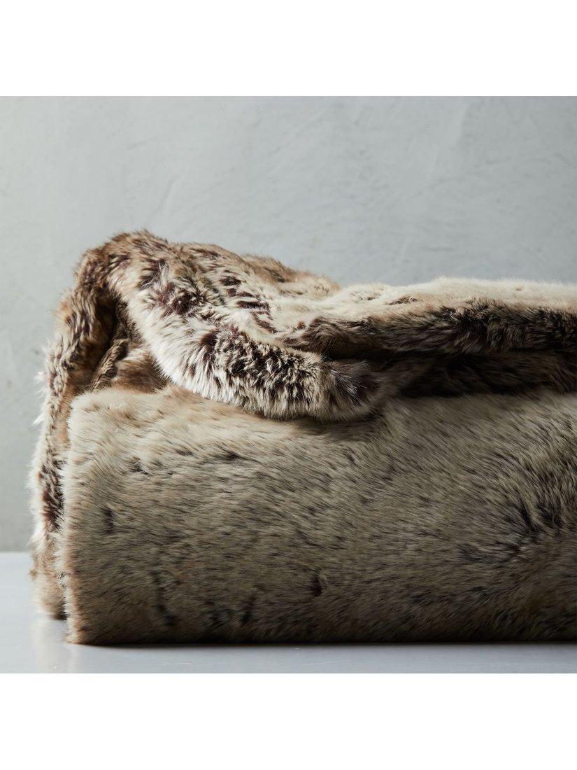 West Elm Faux Fur Throw Light Red - British product
