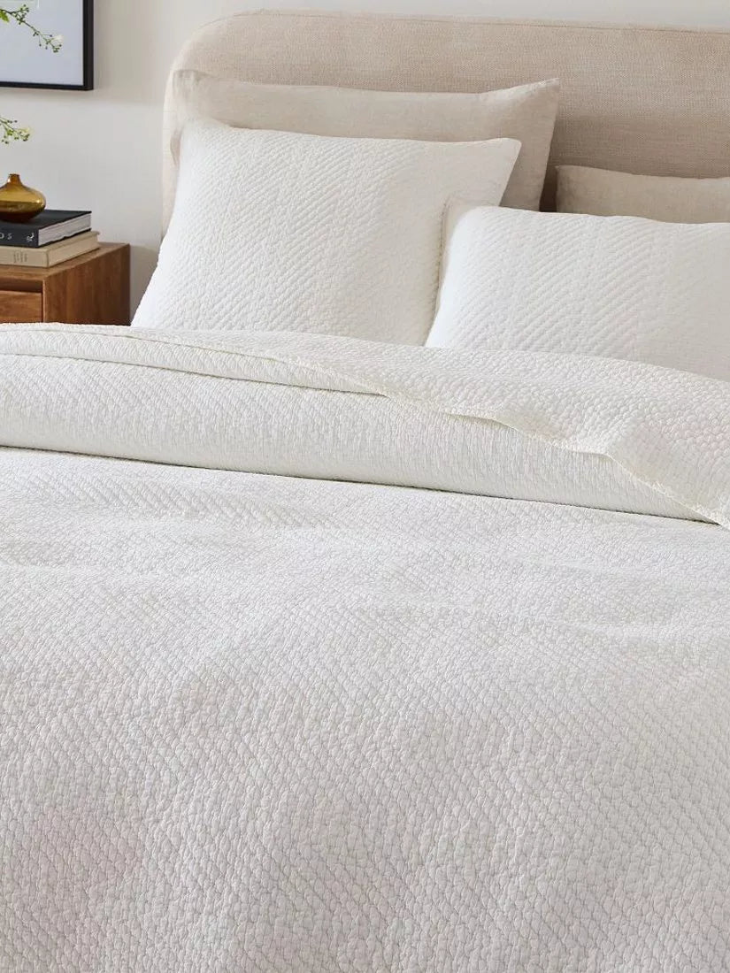 West Elm Reflections Baumwoll-Matelasse-Tagesdecke King Size