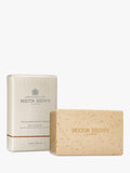 Molton Brown black pepper body scrub bar 250g - British product