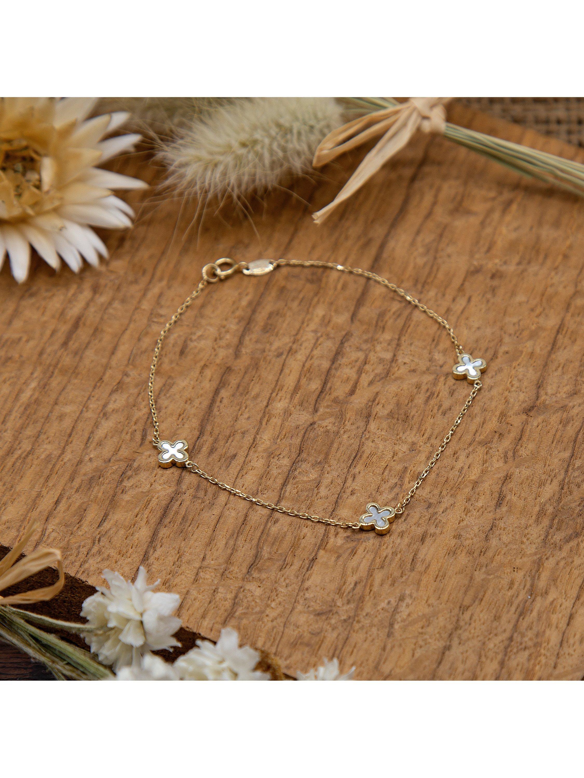 IBB mother of pearl clover petal bracelet, imported from the UK