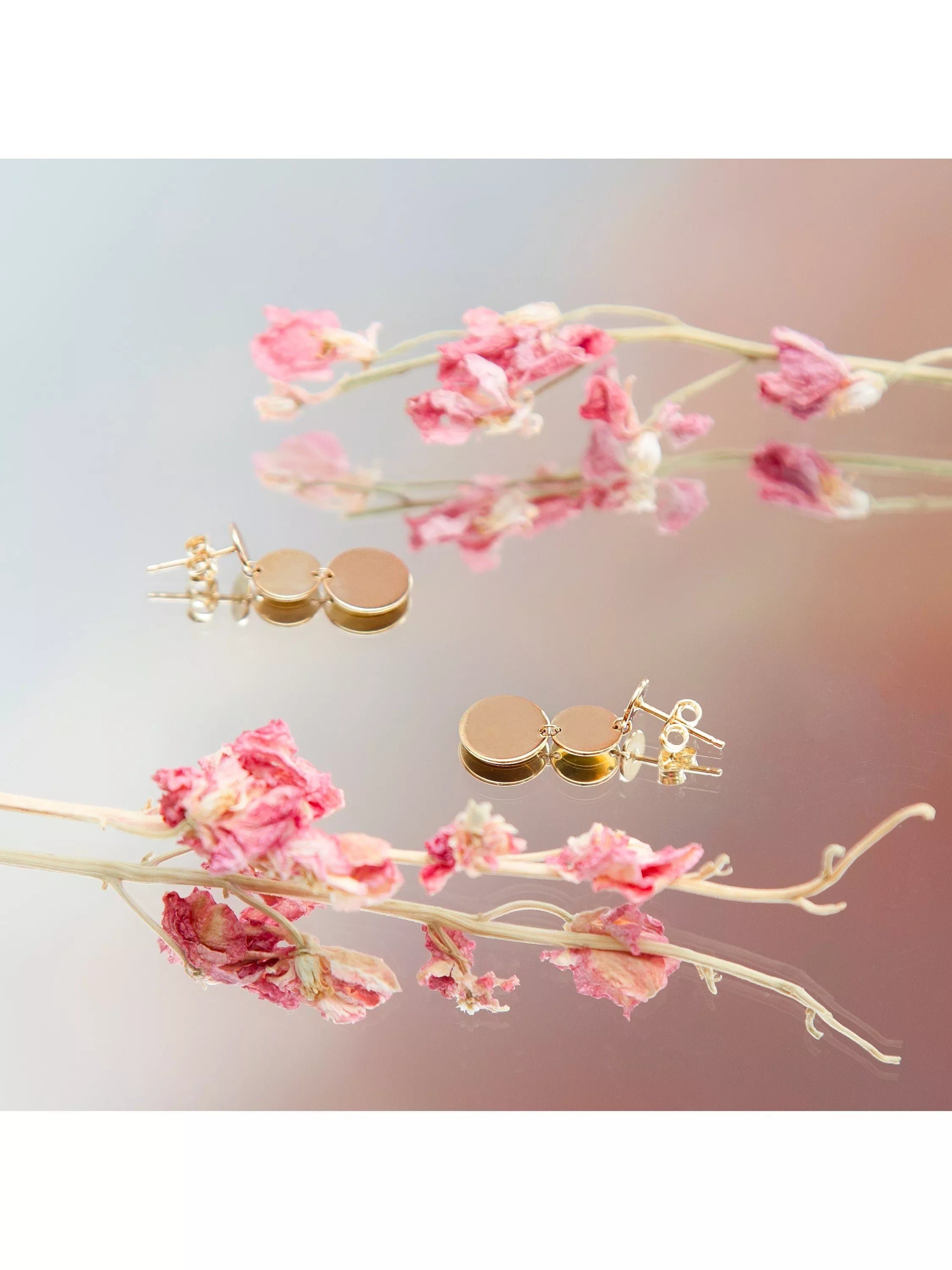 IBB 9ct gold graduated disc drop earrings - British product
