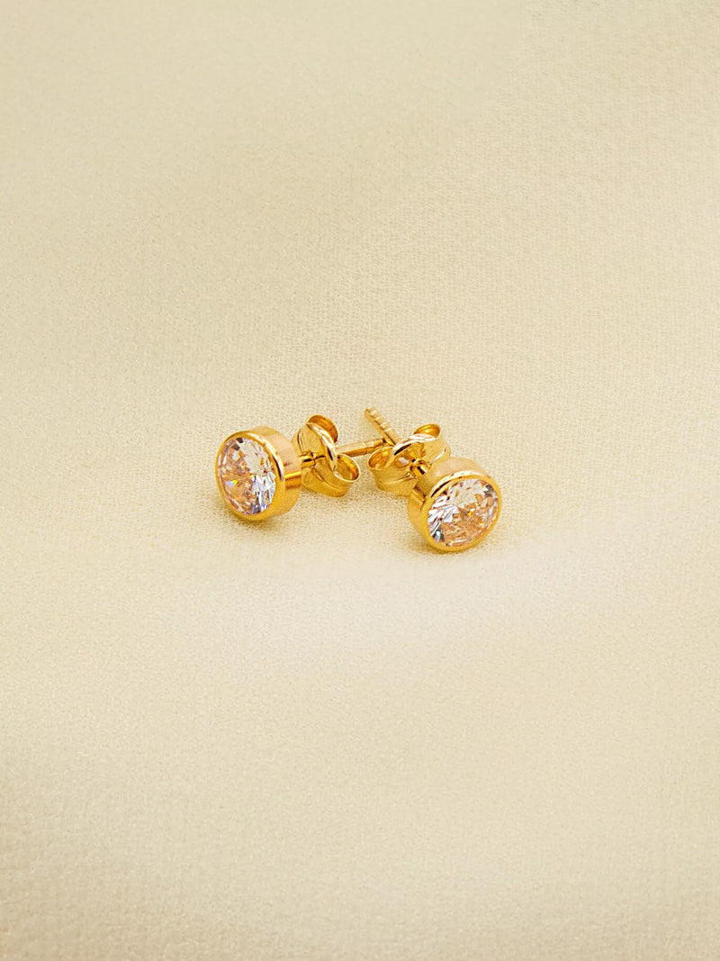 IBB 18ct gold cubic zirconia stud earrings 0.5cm, imported from the UK