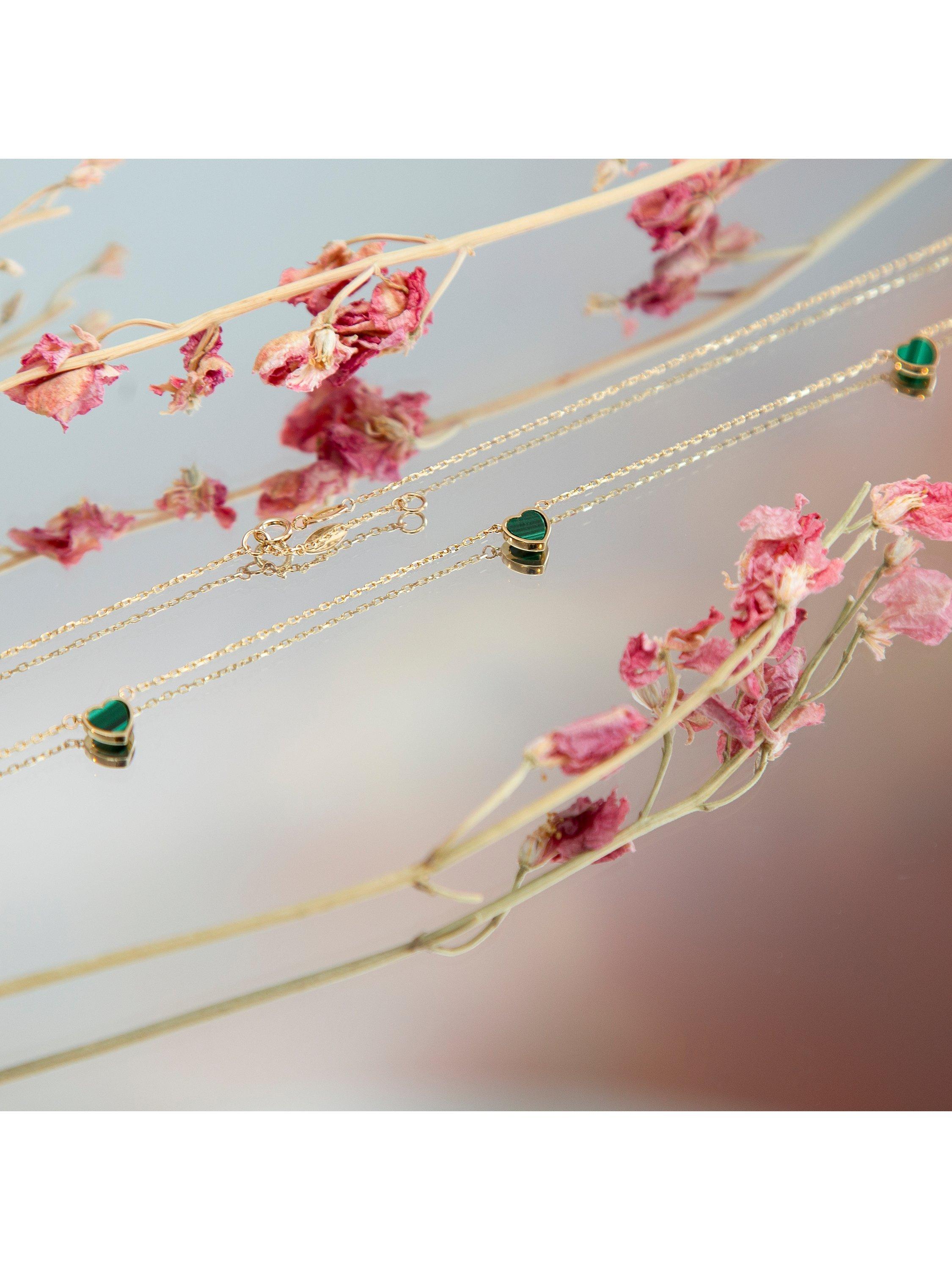 IBB 9ct gold malachite heart petal chain necklace, UK version